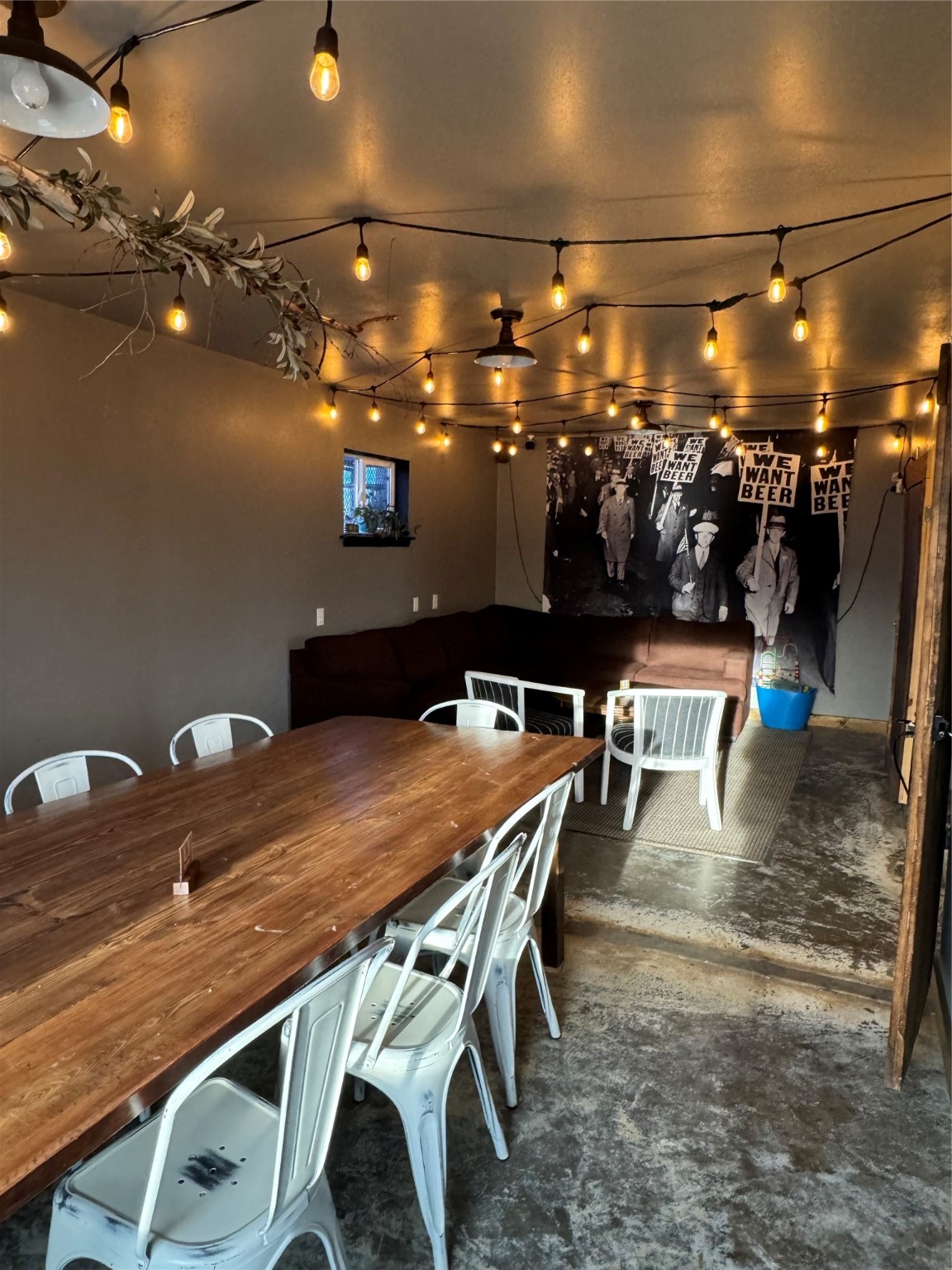 315 E Railroad Street