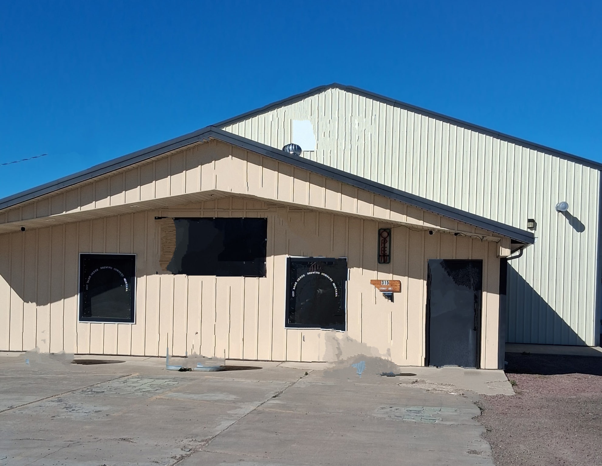 315 E Railroad Street