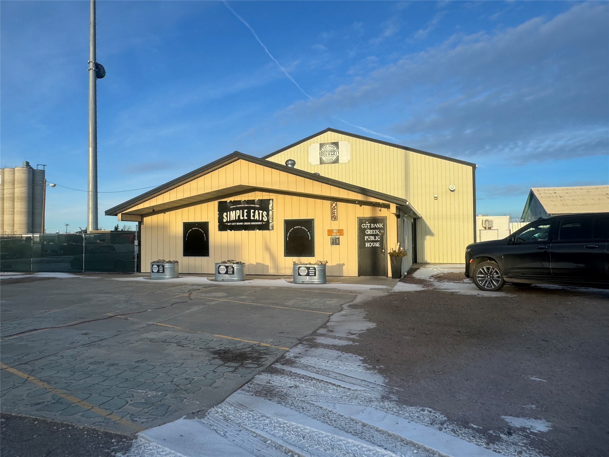 315 E Railroad Street