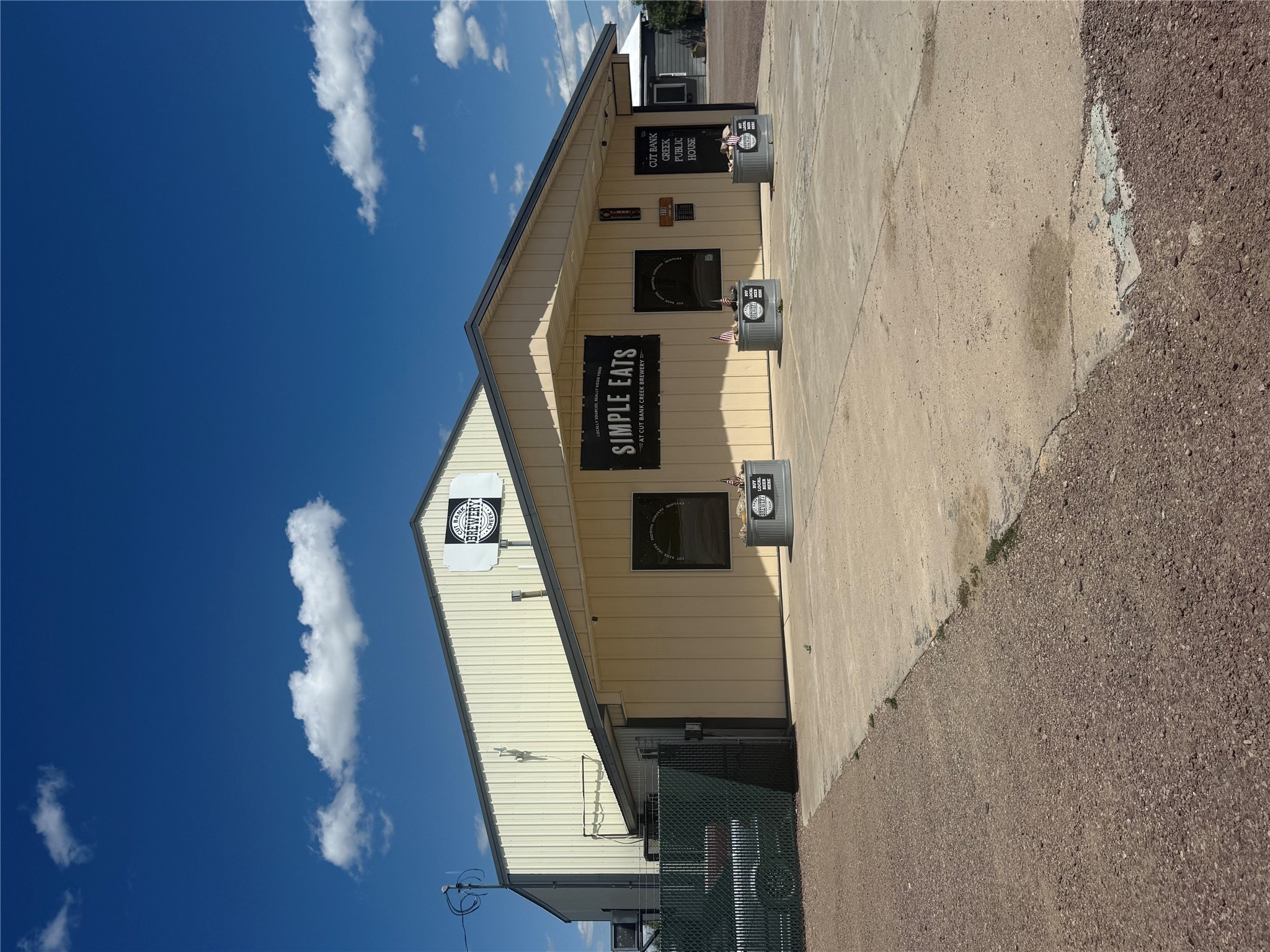 315 E Railroad Street