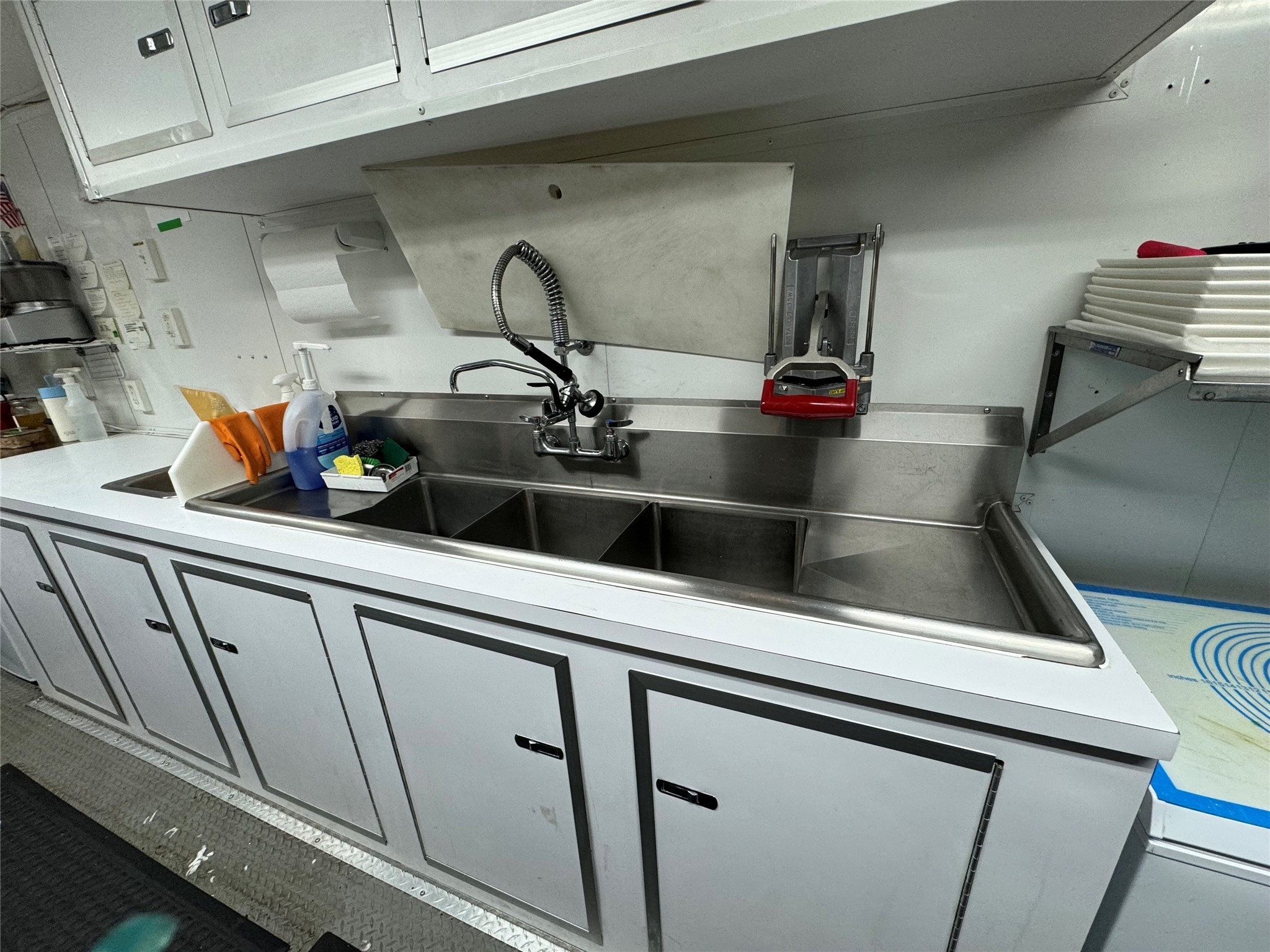 315 E Railroad Street