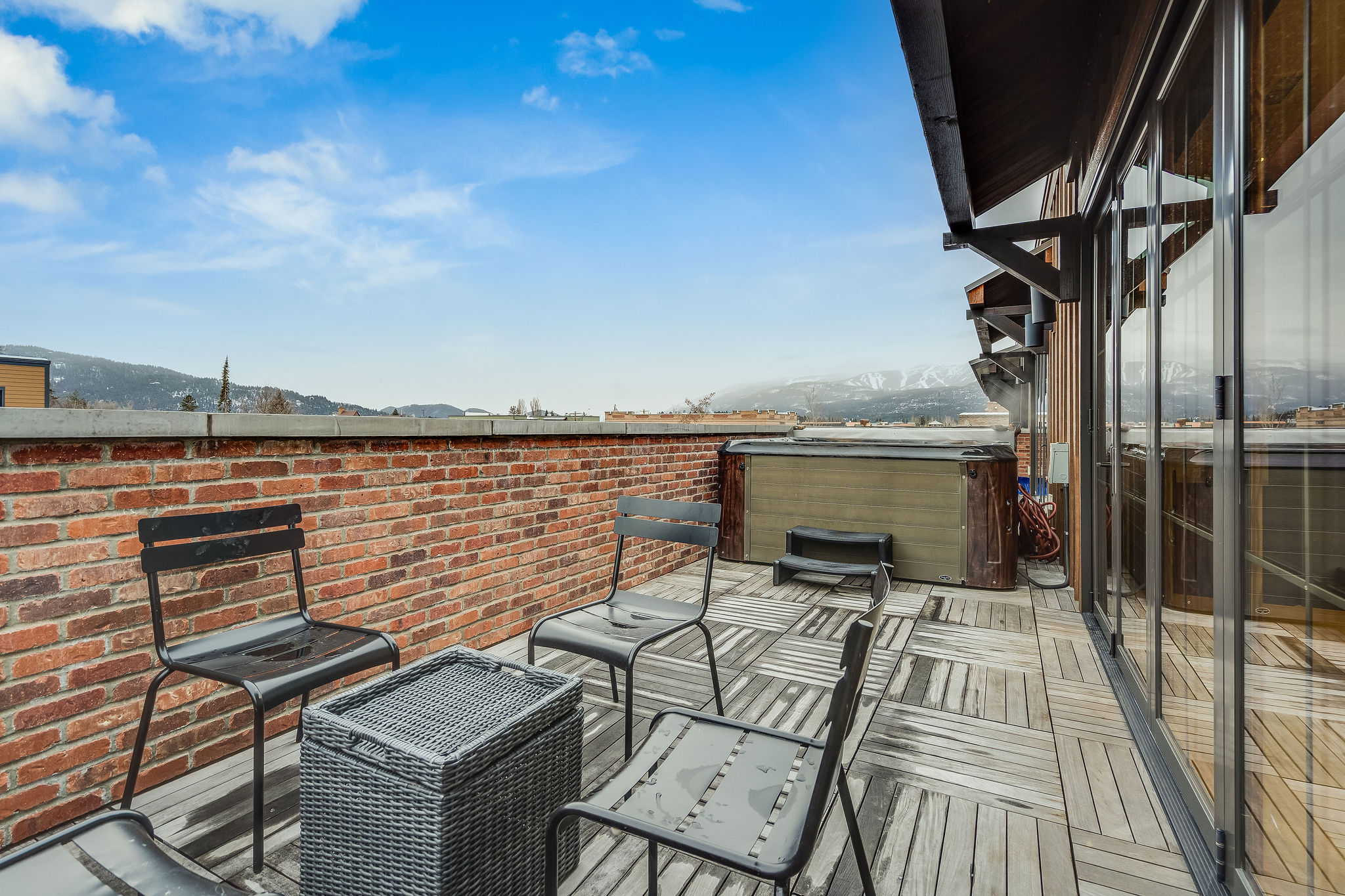 325 Central Avenue 301