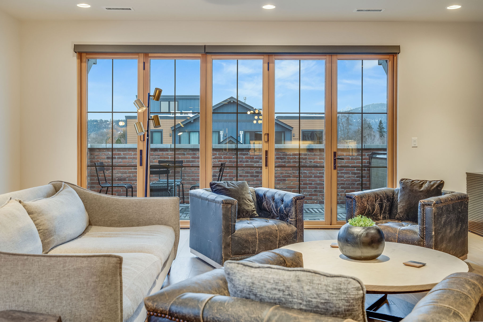 325 Central Avenue 301