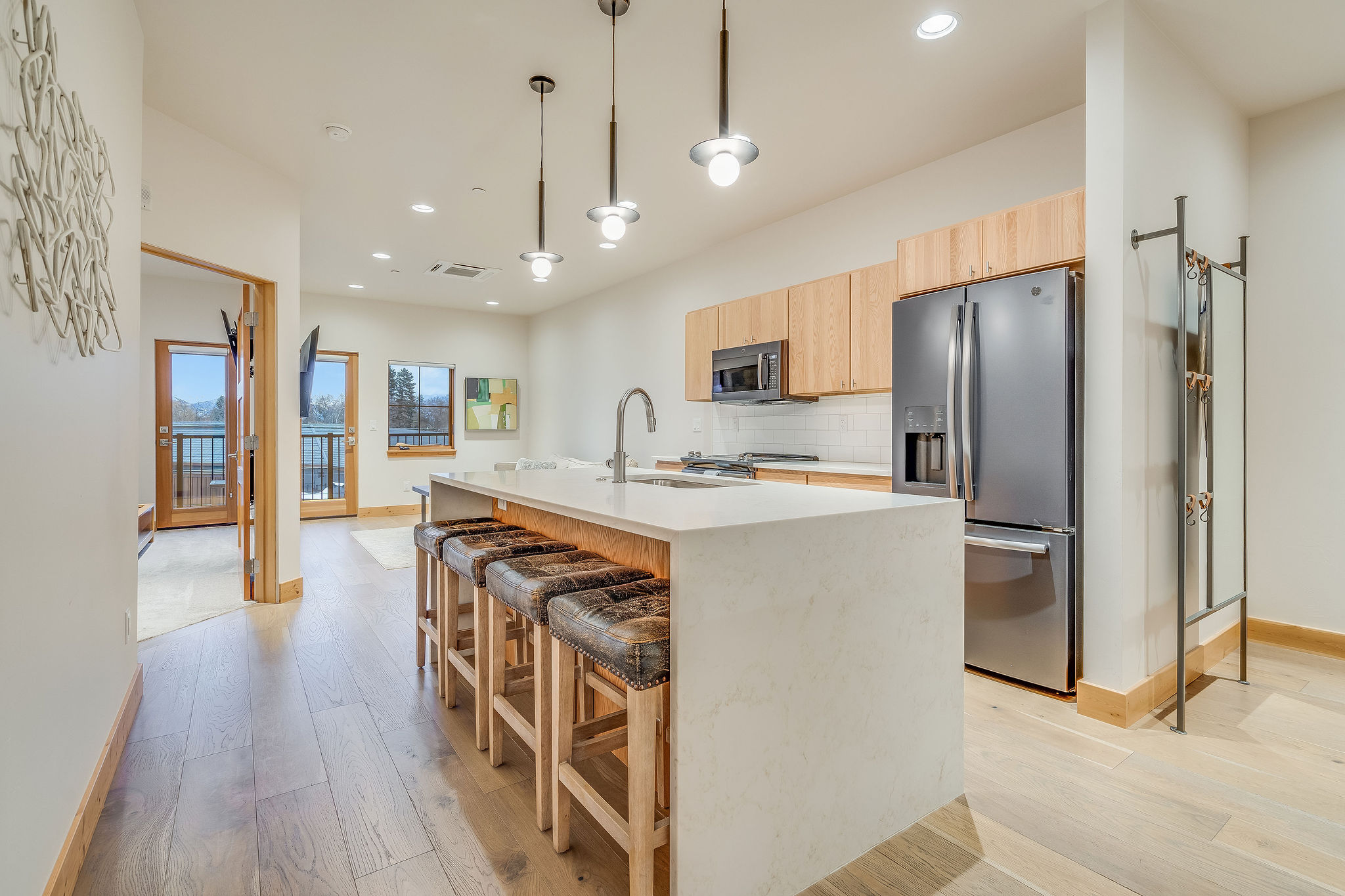 325 Central Avenue 301