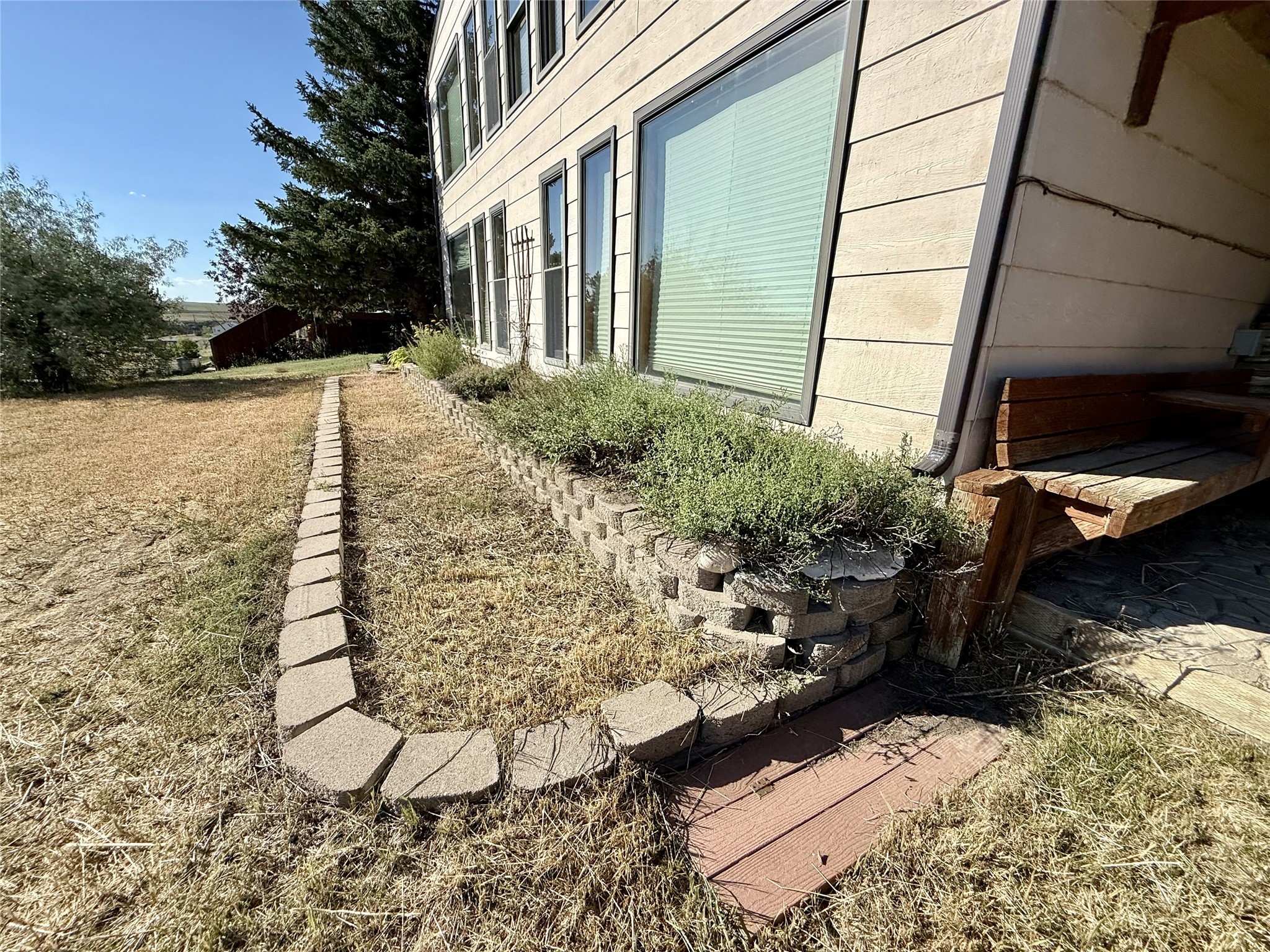 114 4th Street SW