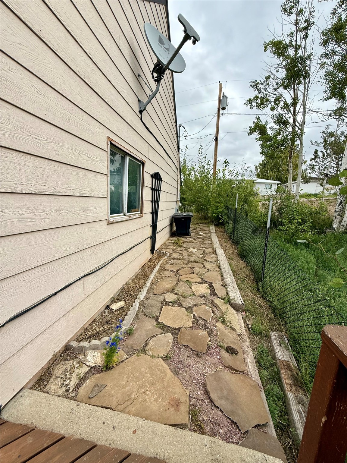 114 4th Street SW