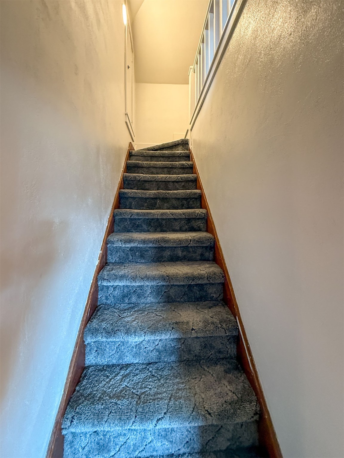 20 2nd Street S