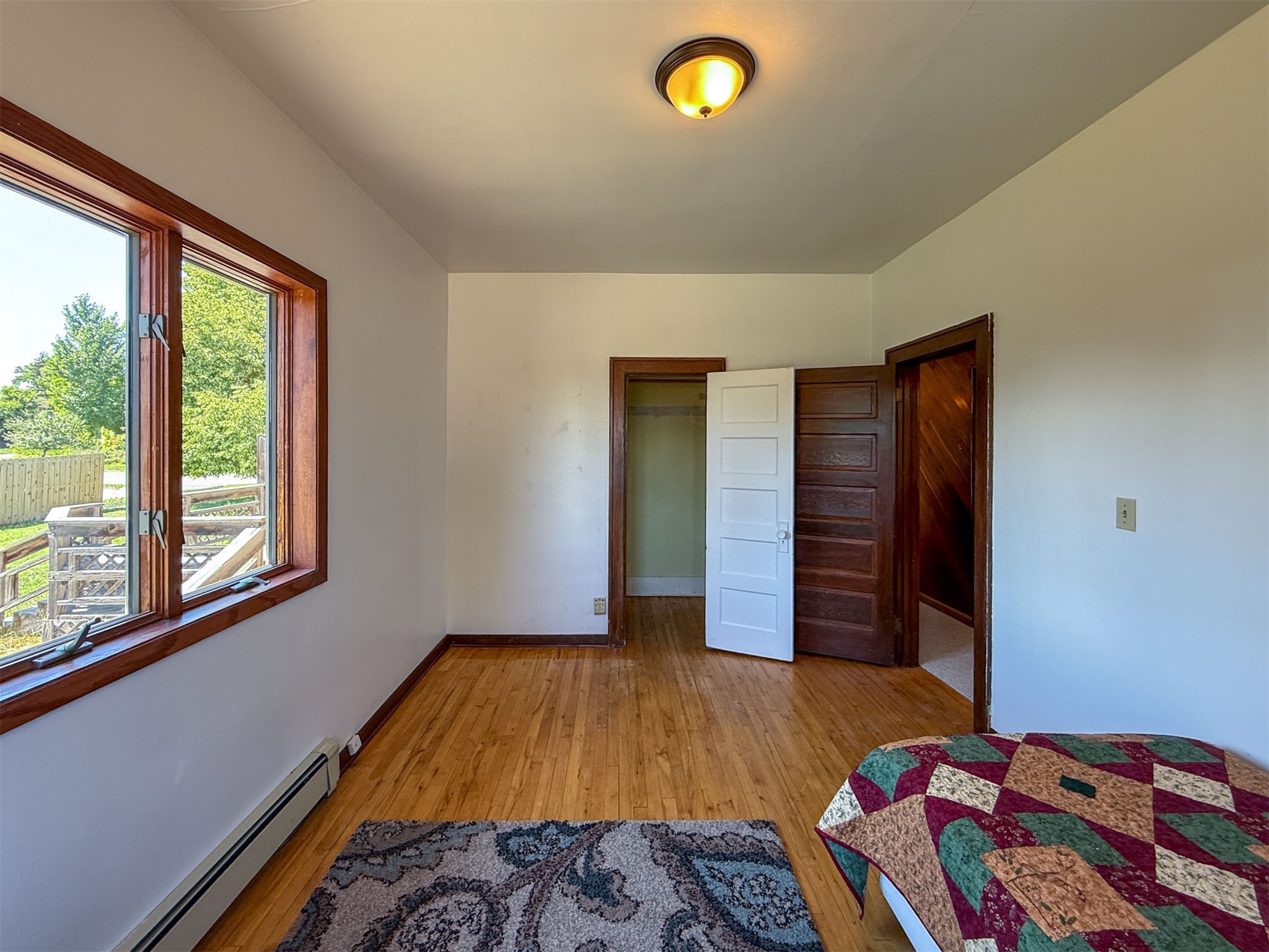 20 2nd Street S