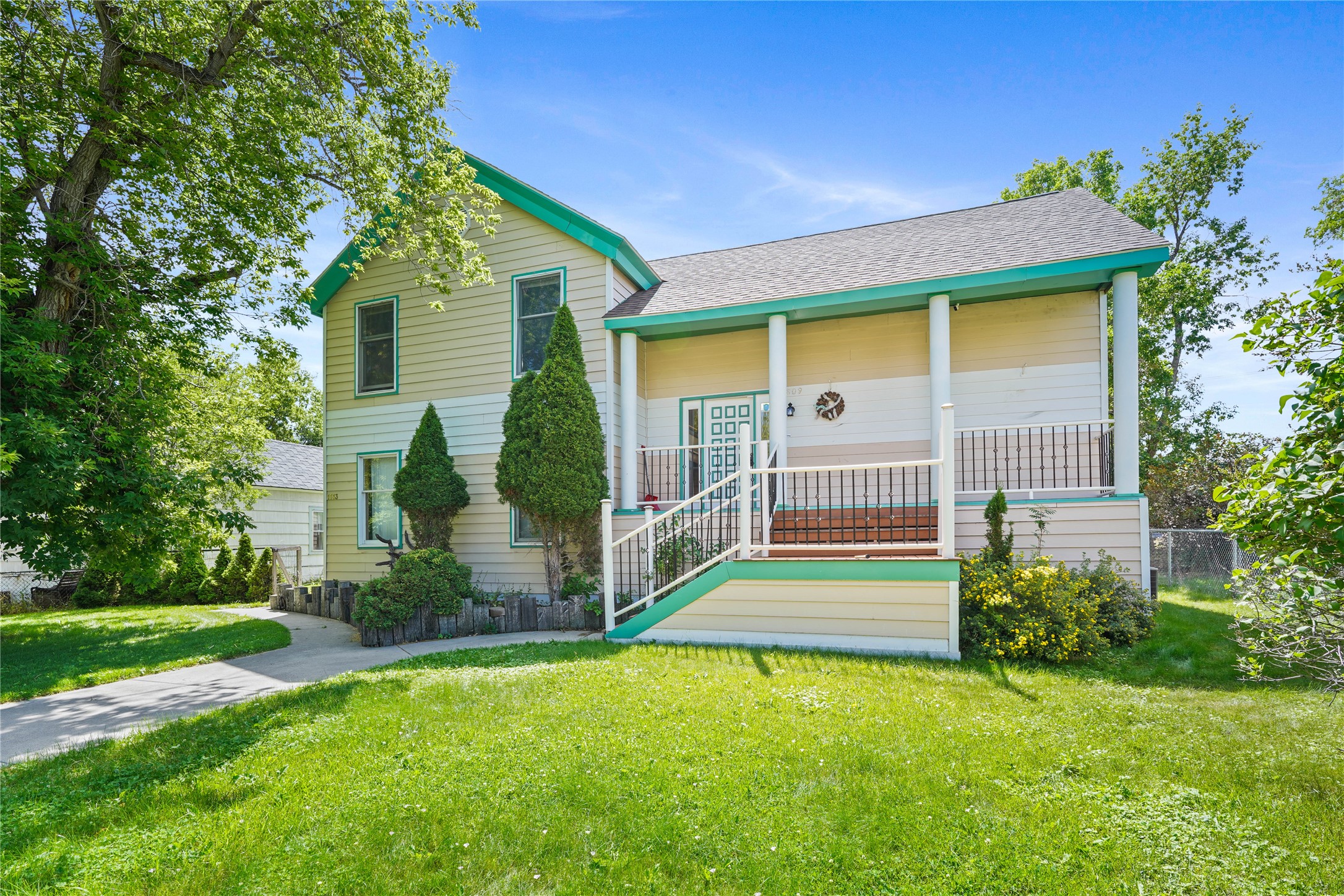 1509/1513 Walnut Street