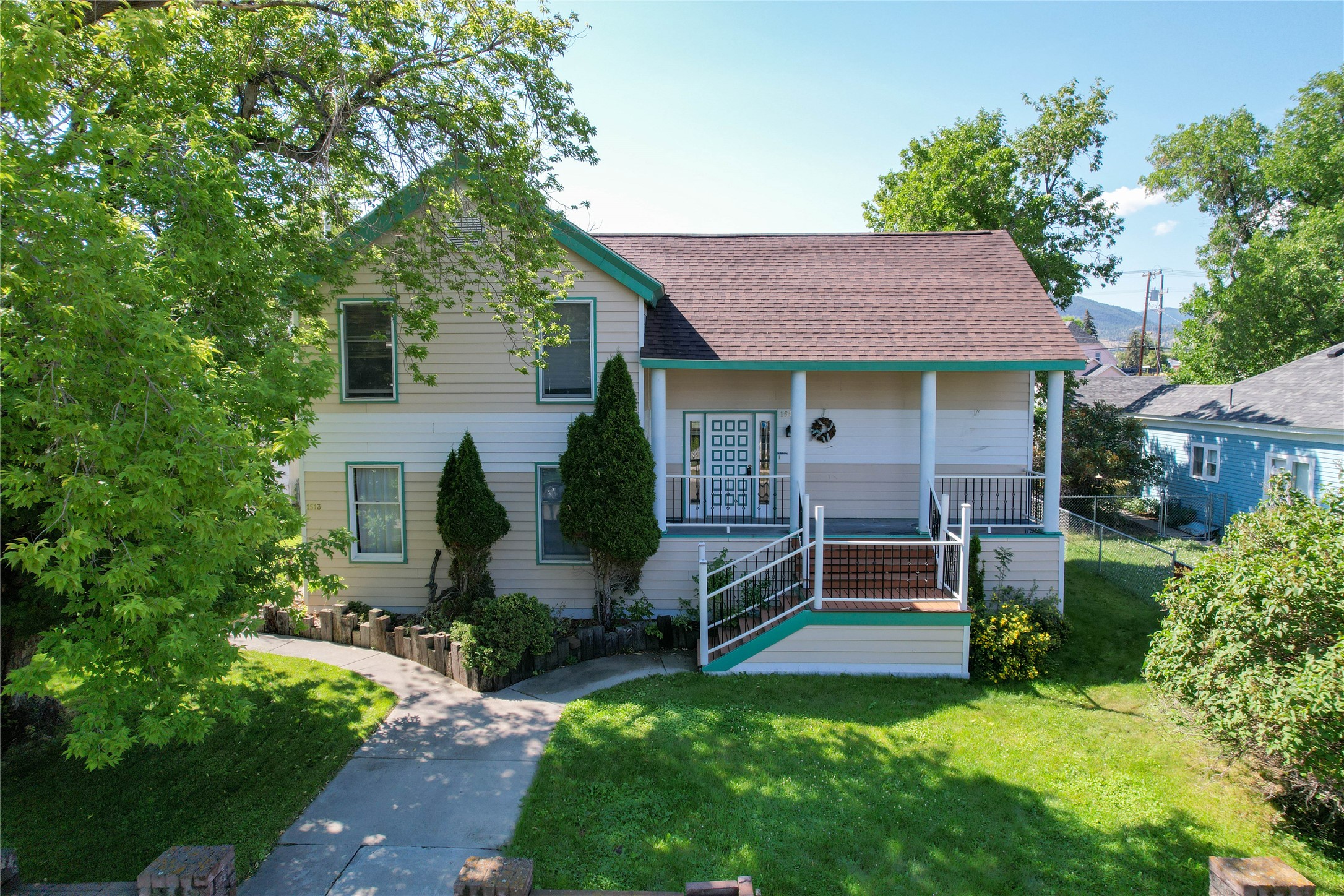 1509/1513 Walnut Street