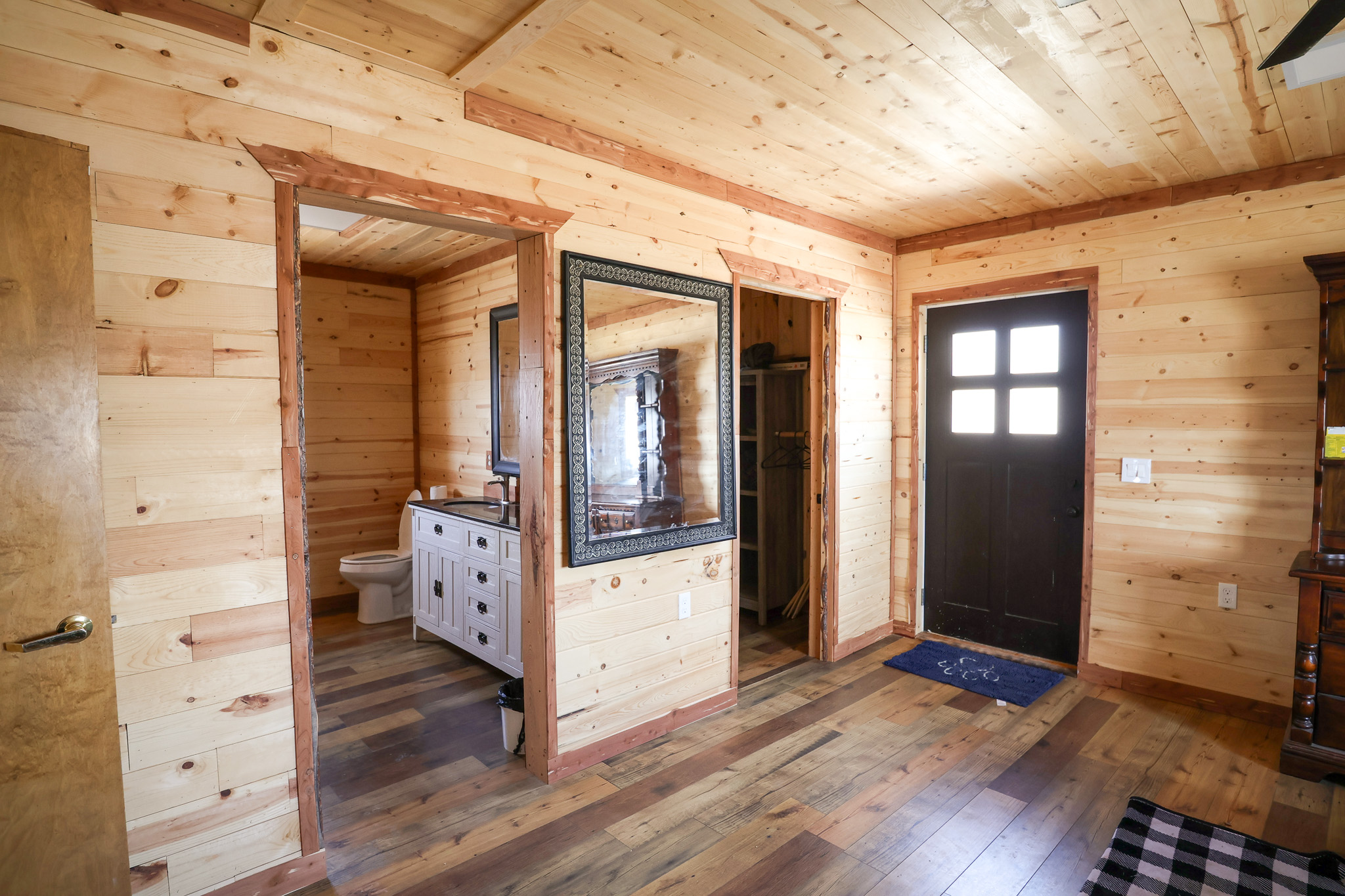 442 Vaughn North Frontage Road