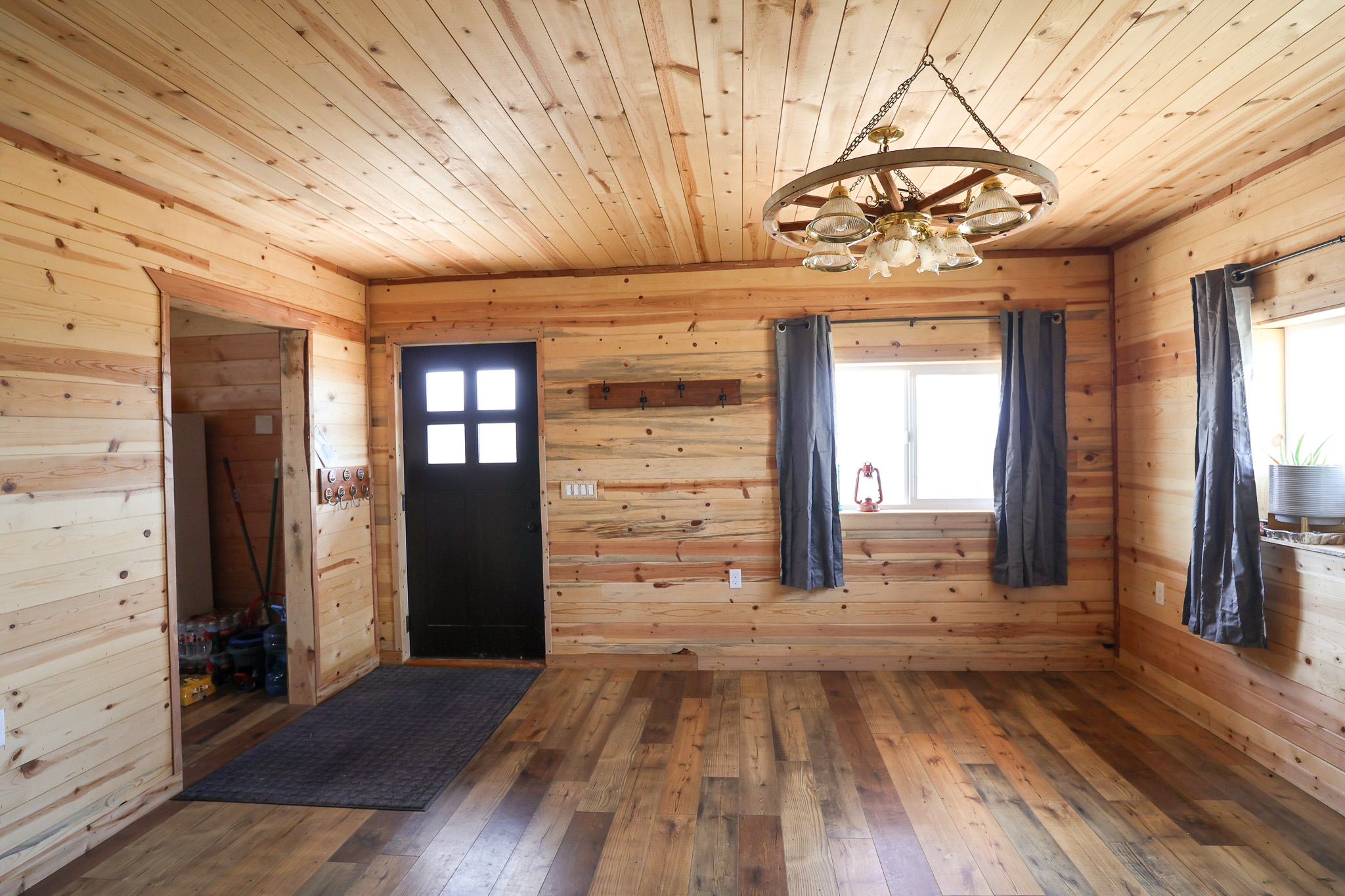 442 Vaughn North Frontage Road