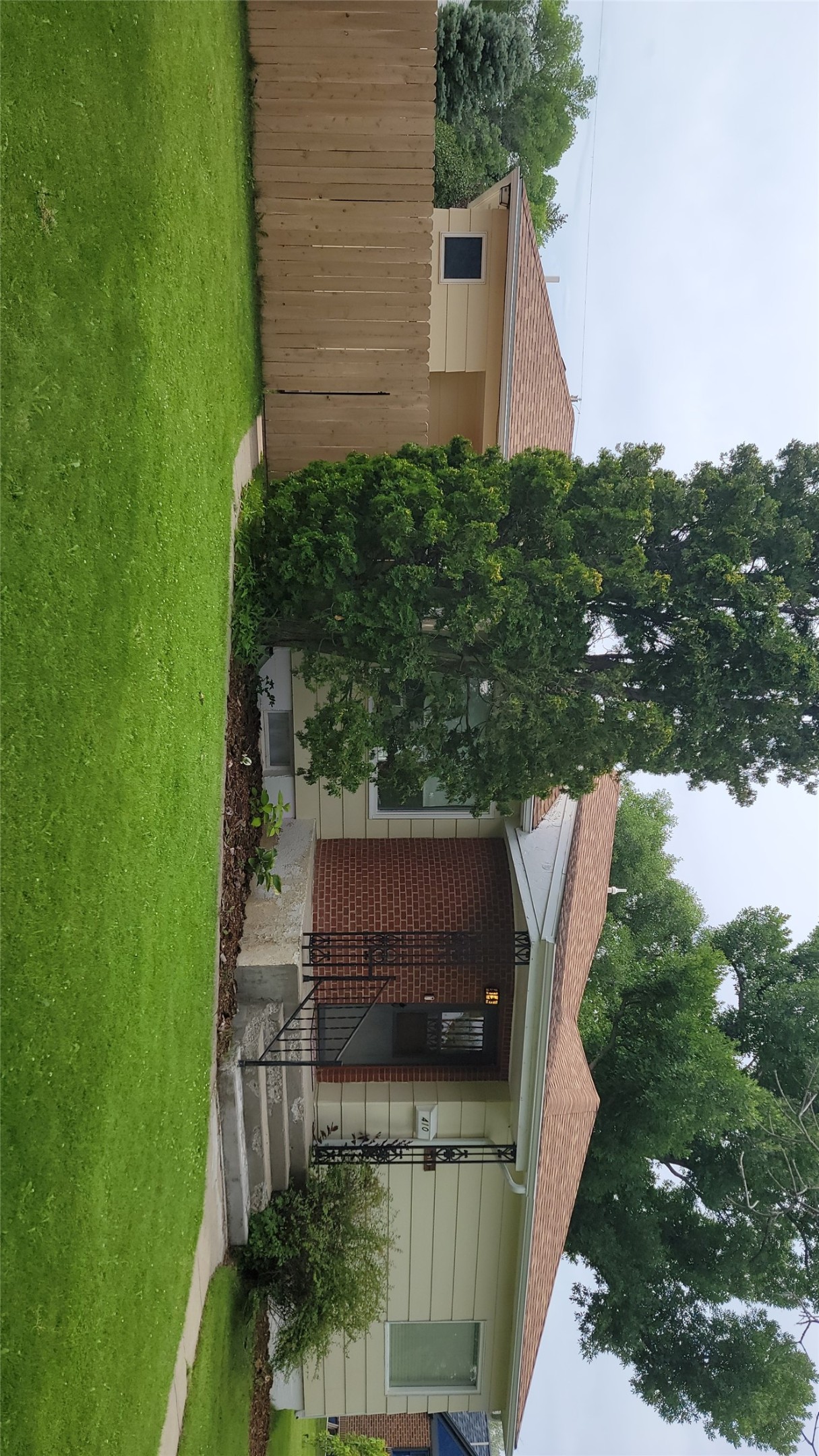 410 S Wisconsin Street