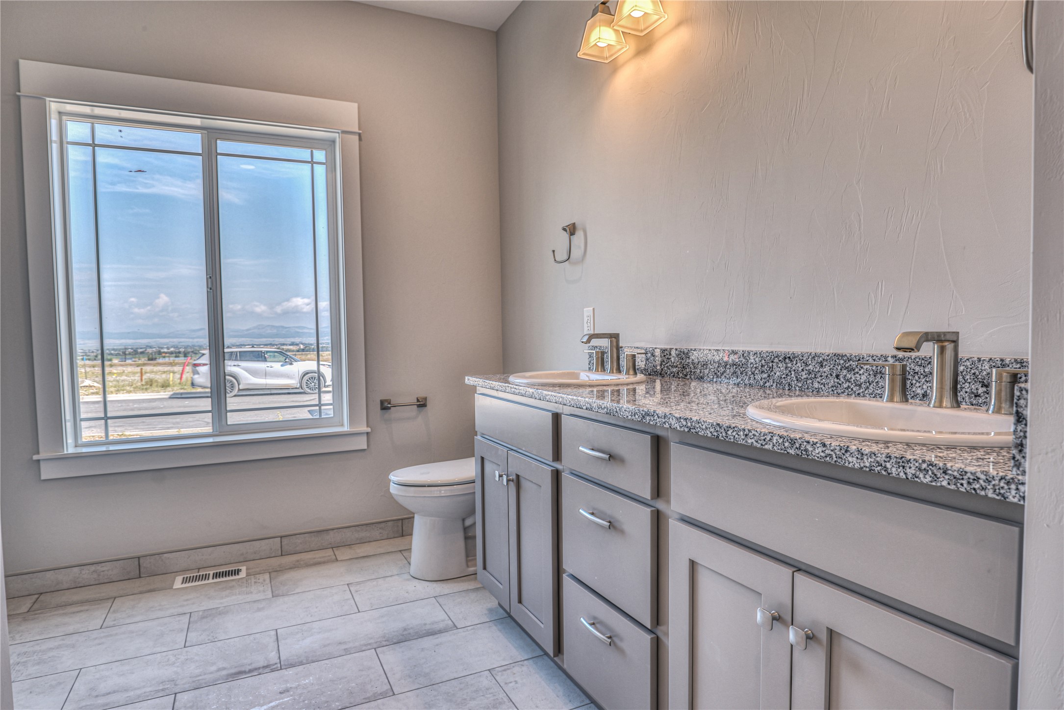 2919 Adam Run Avenue