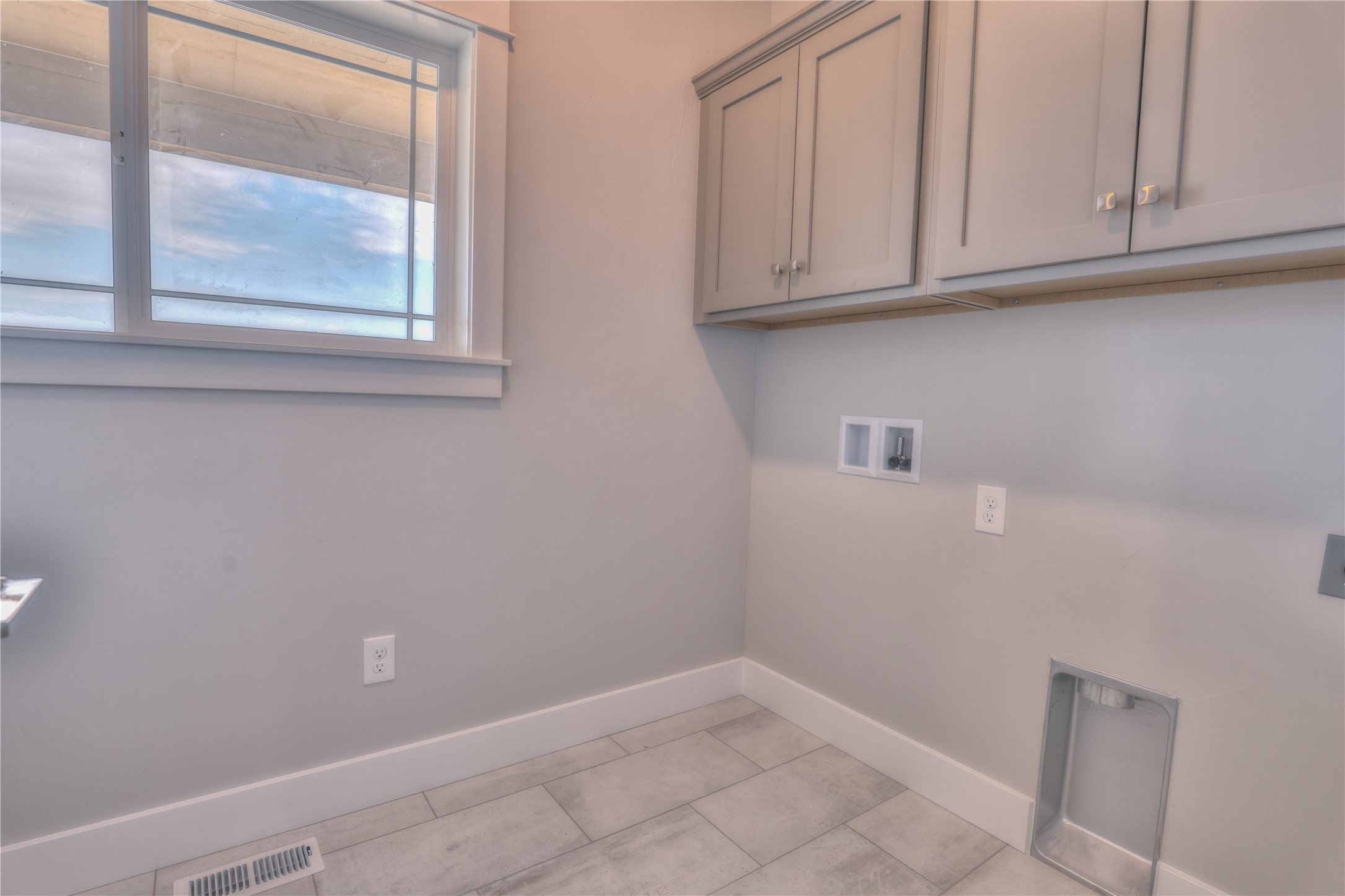 2919 Adam Run Avenue