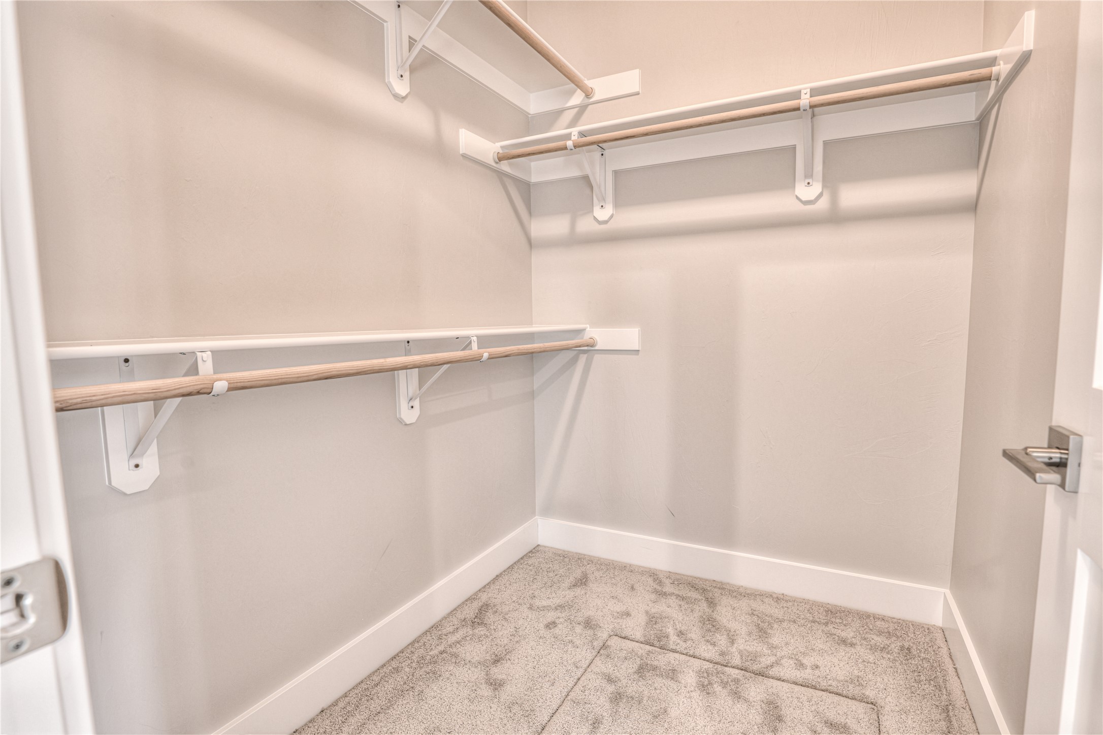 2919 Adam Run Avenue