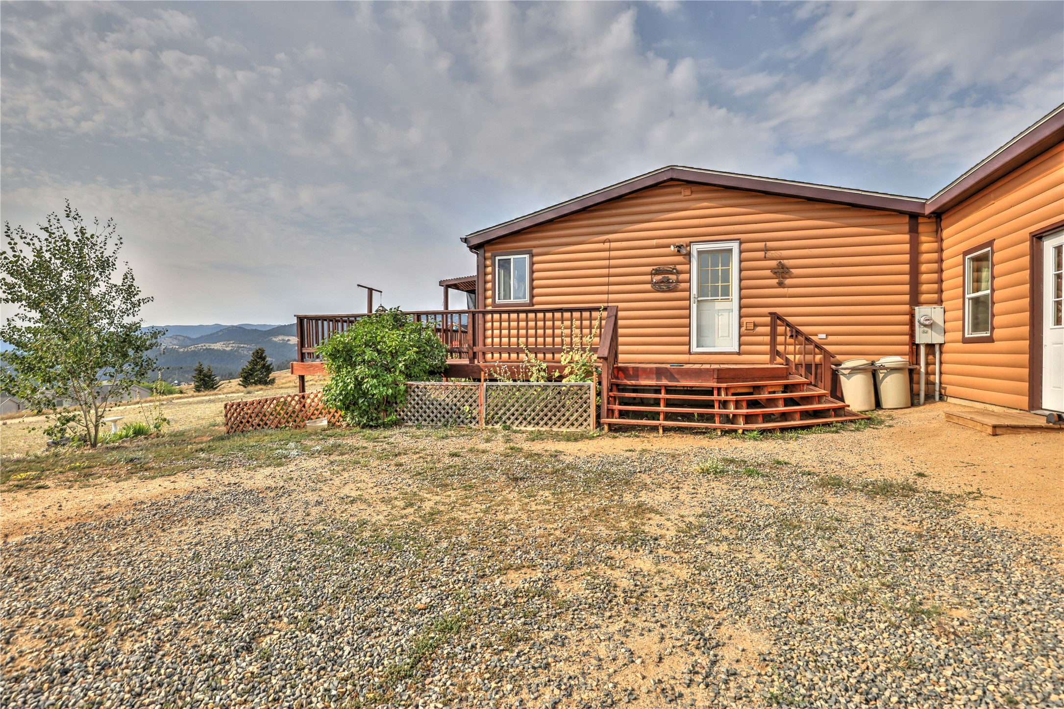 35 Hanging Wall Road