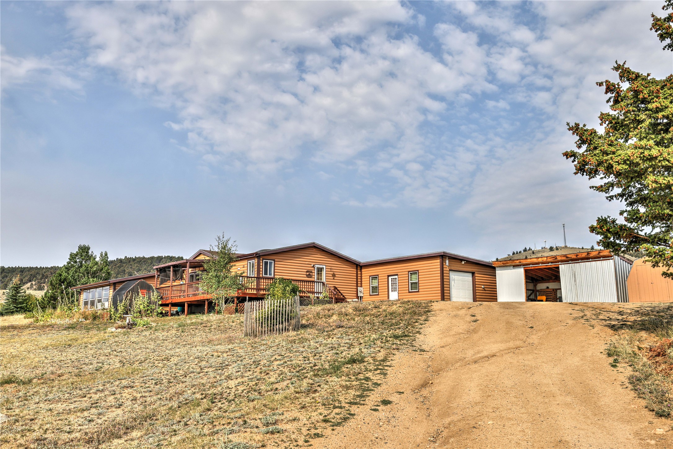 35 Hanging Wall Road