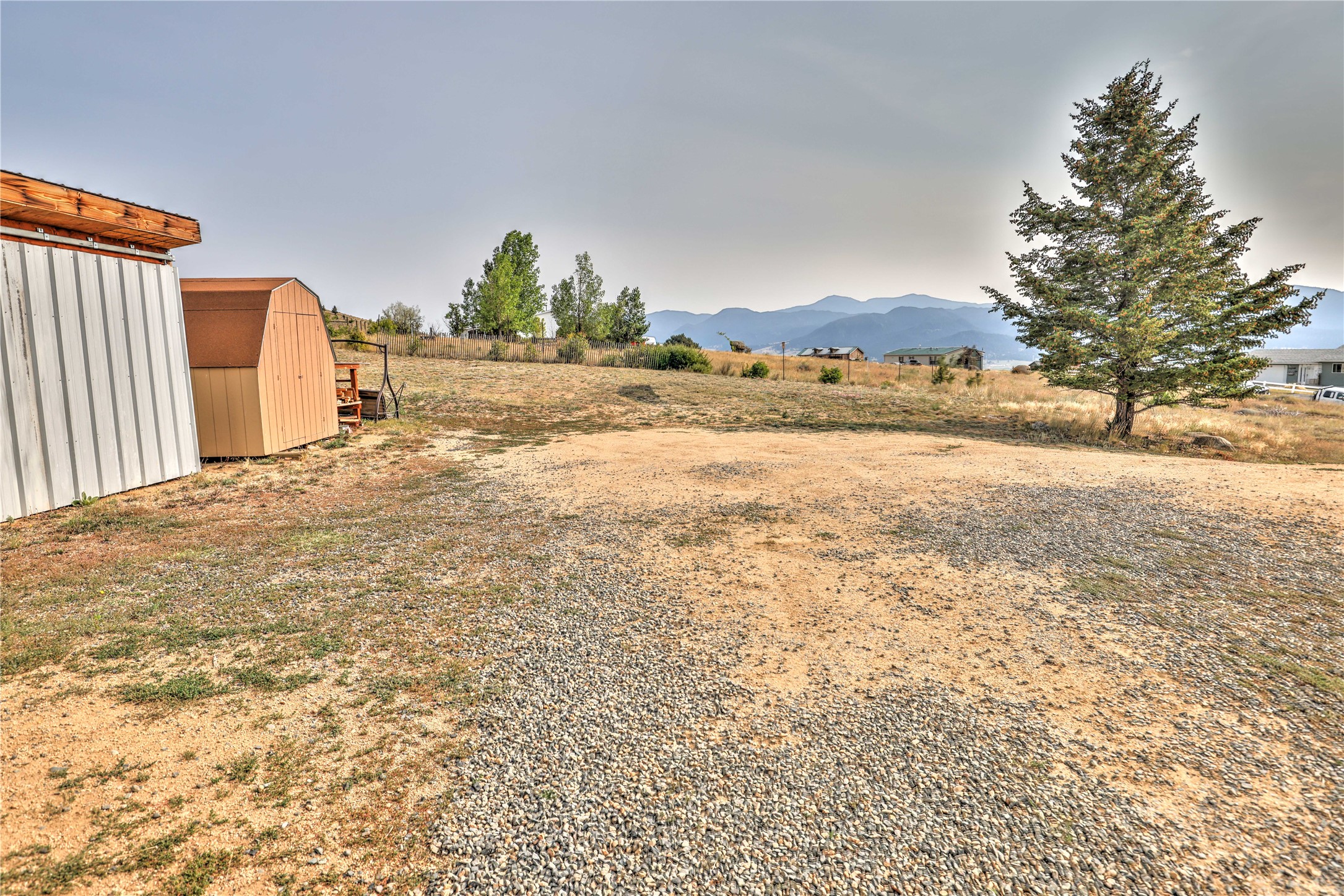 35 Hanging Wall Road