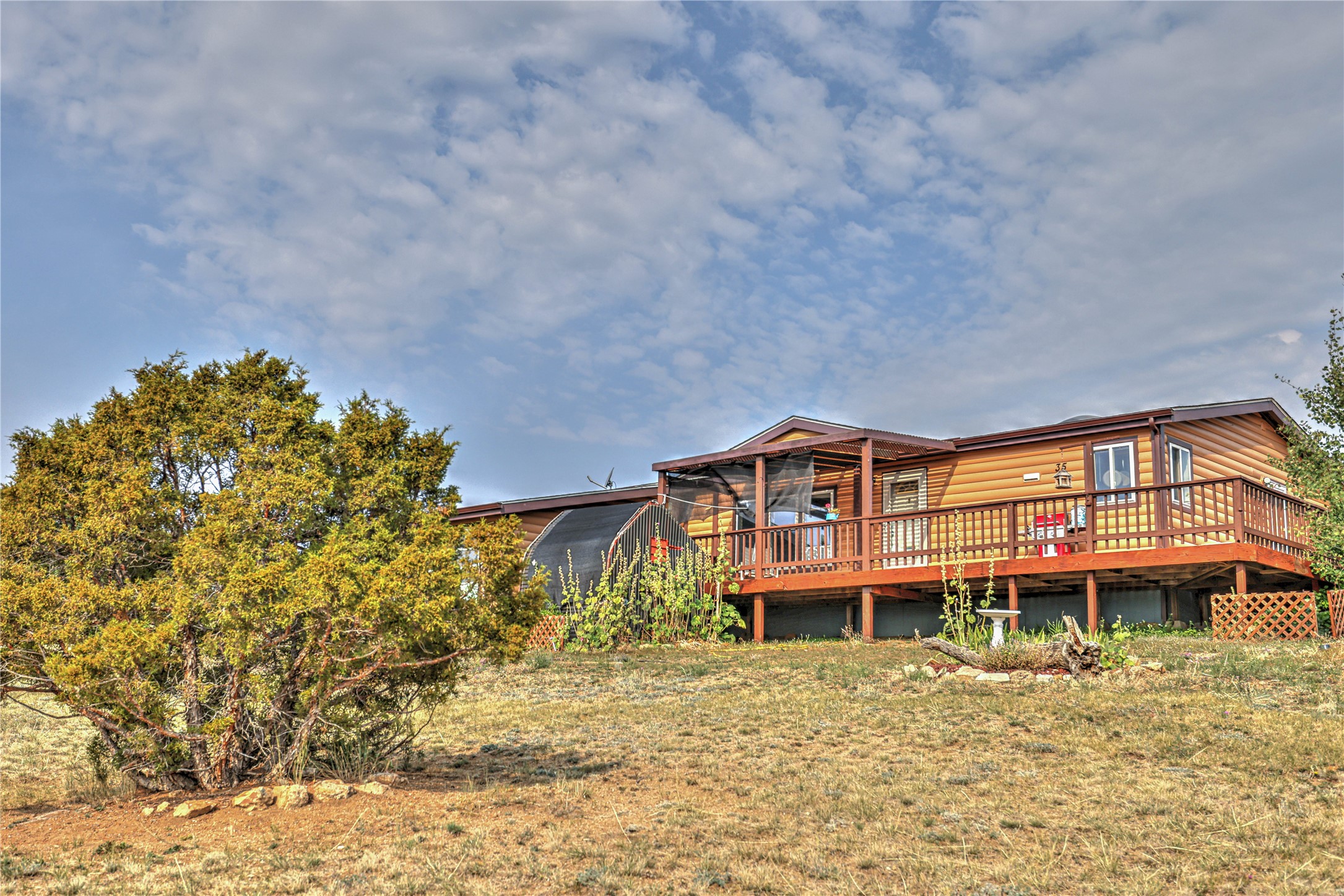 35 Hanging Wall Road