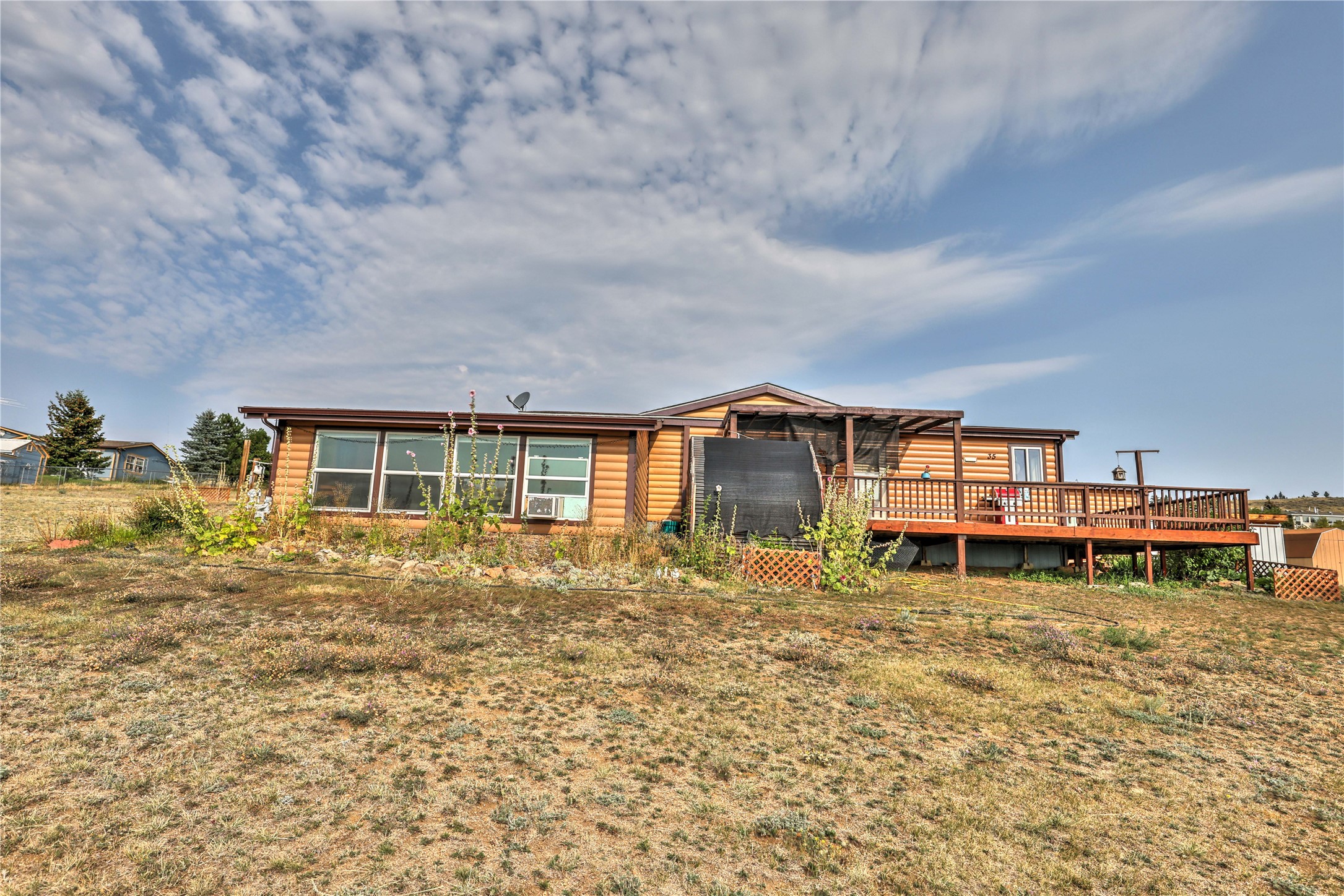 35 Hanging Wall Road