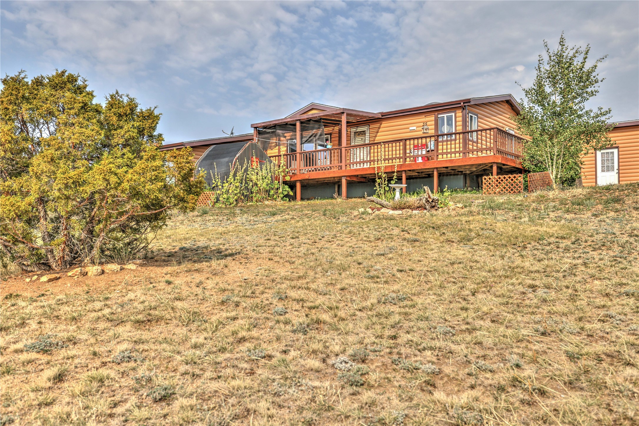 35 Hanging Wall Road