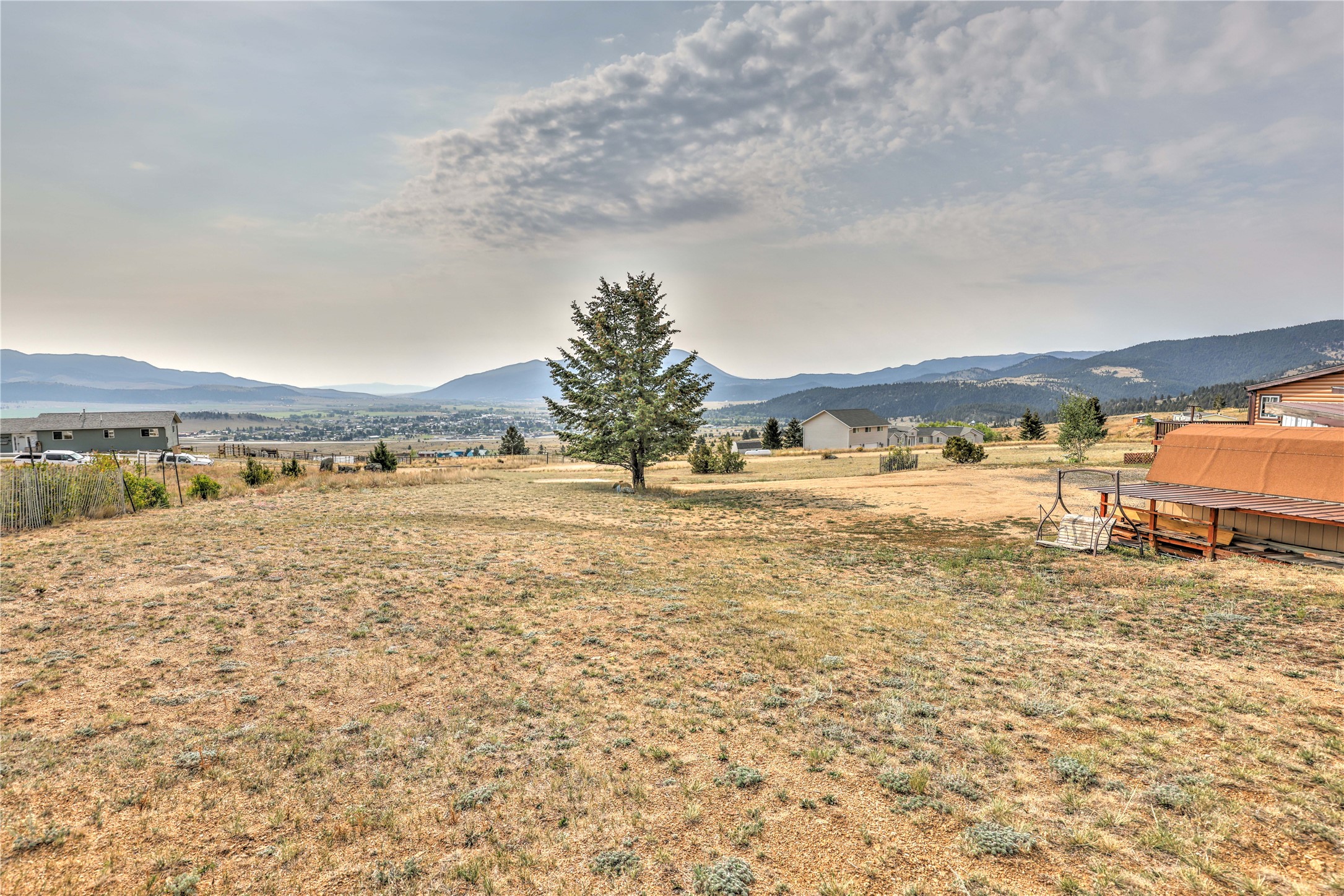 35 Hanging Wall Road