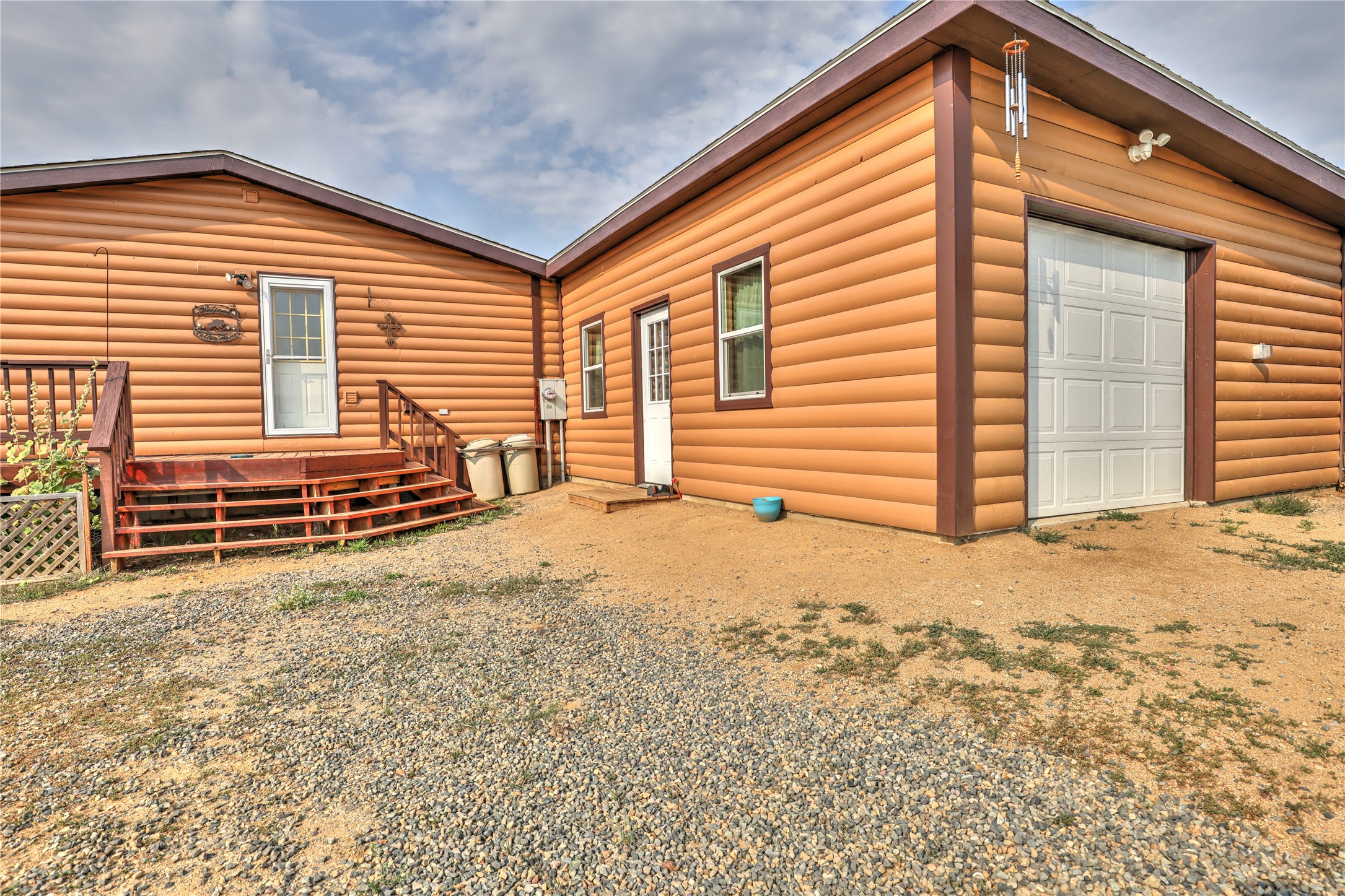 35 Hanging Wall Road