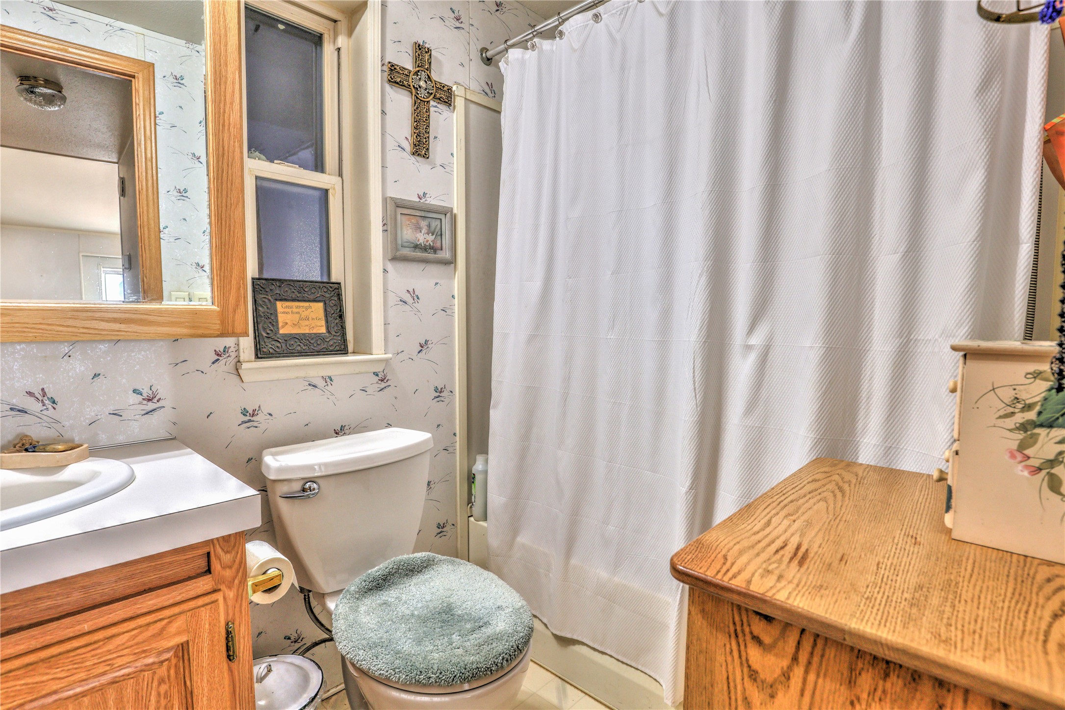 35 Hanging Wall Road