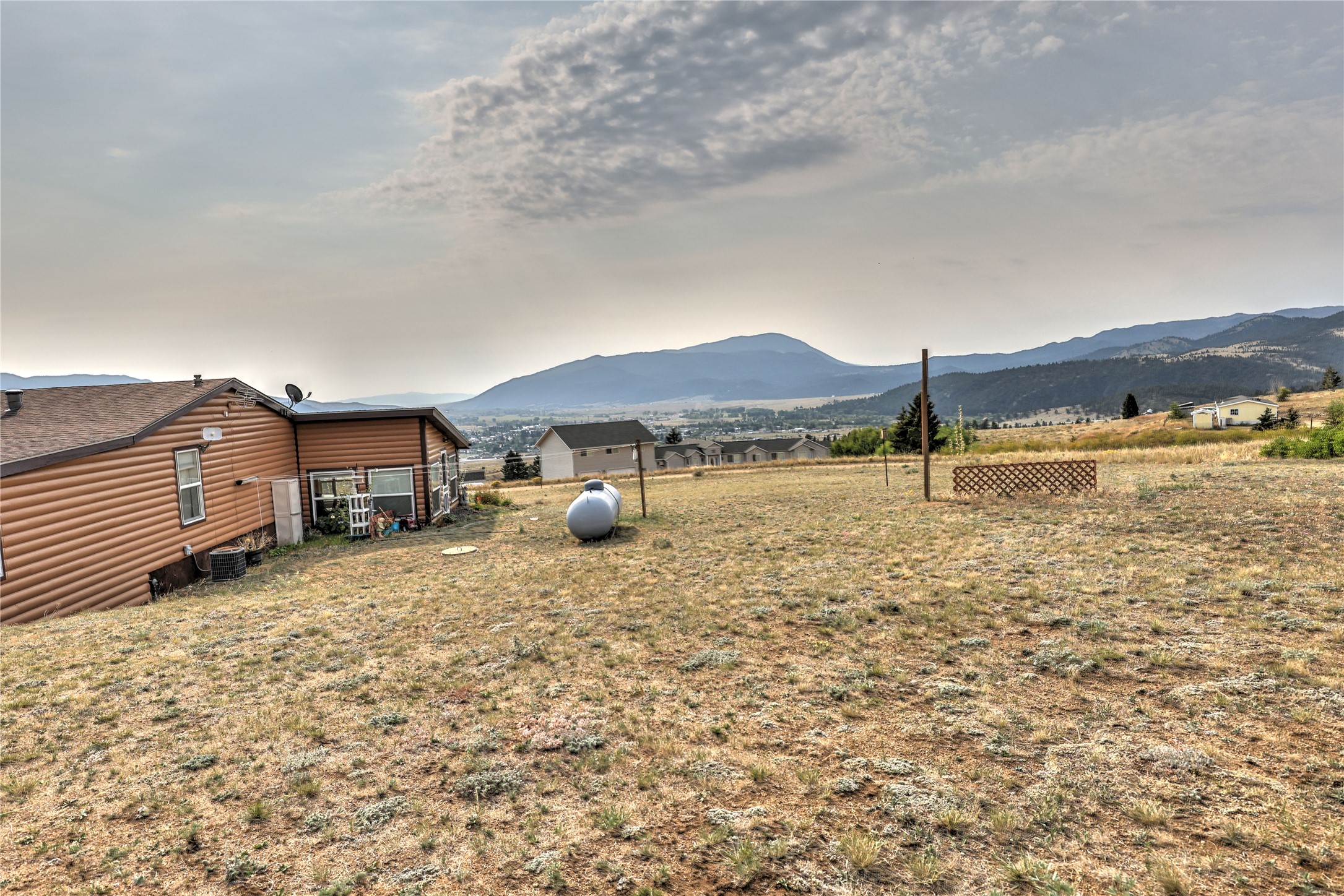 35 Hanging Wall Road