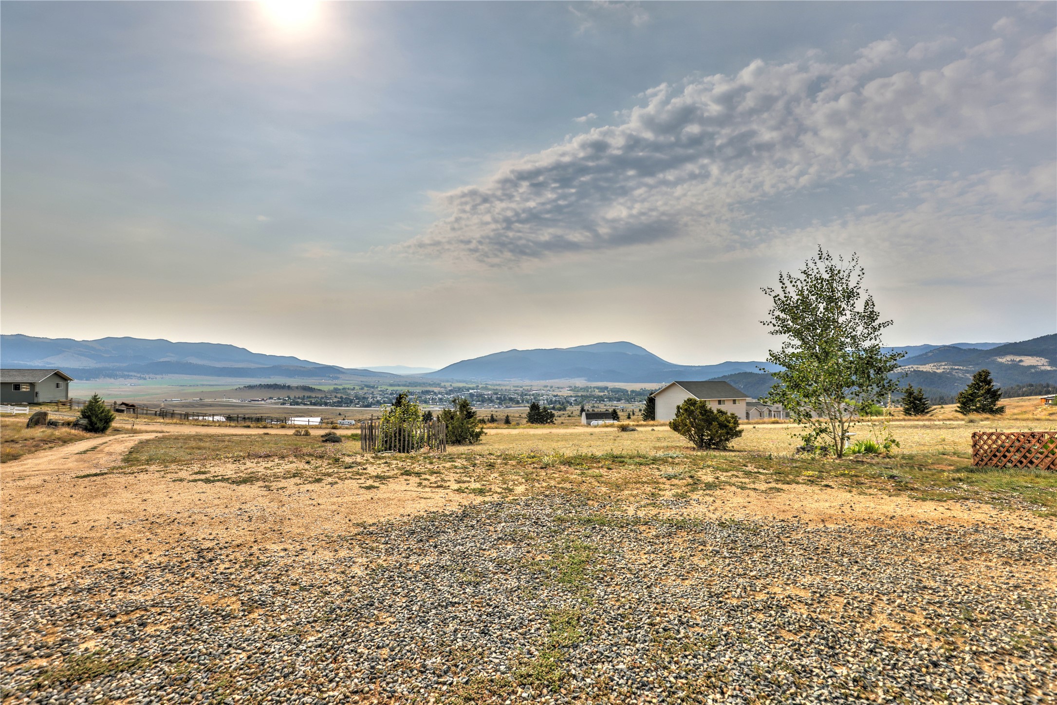 35 Hanging Wall Road