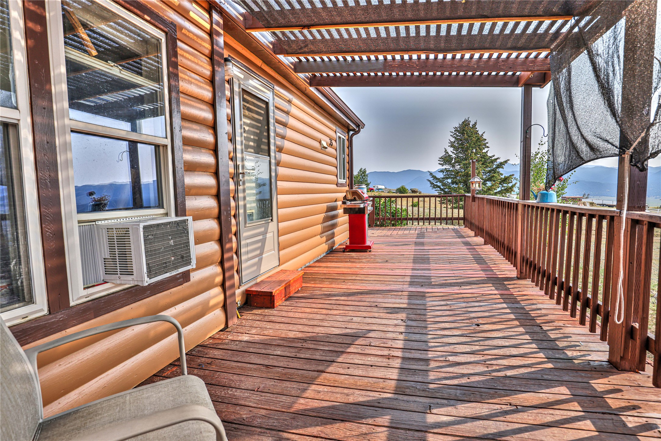 35 Hanging Wall Road