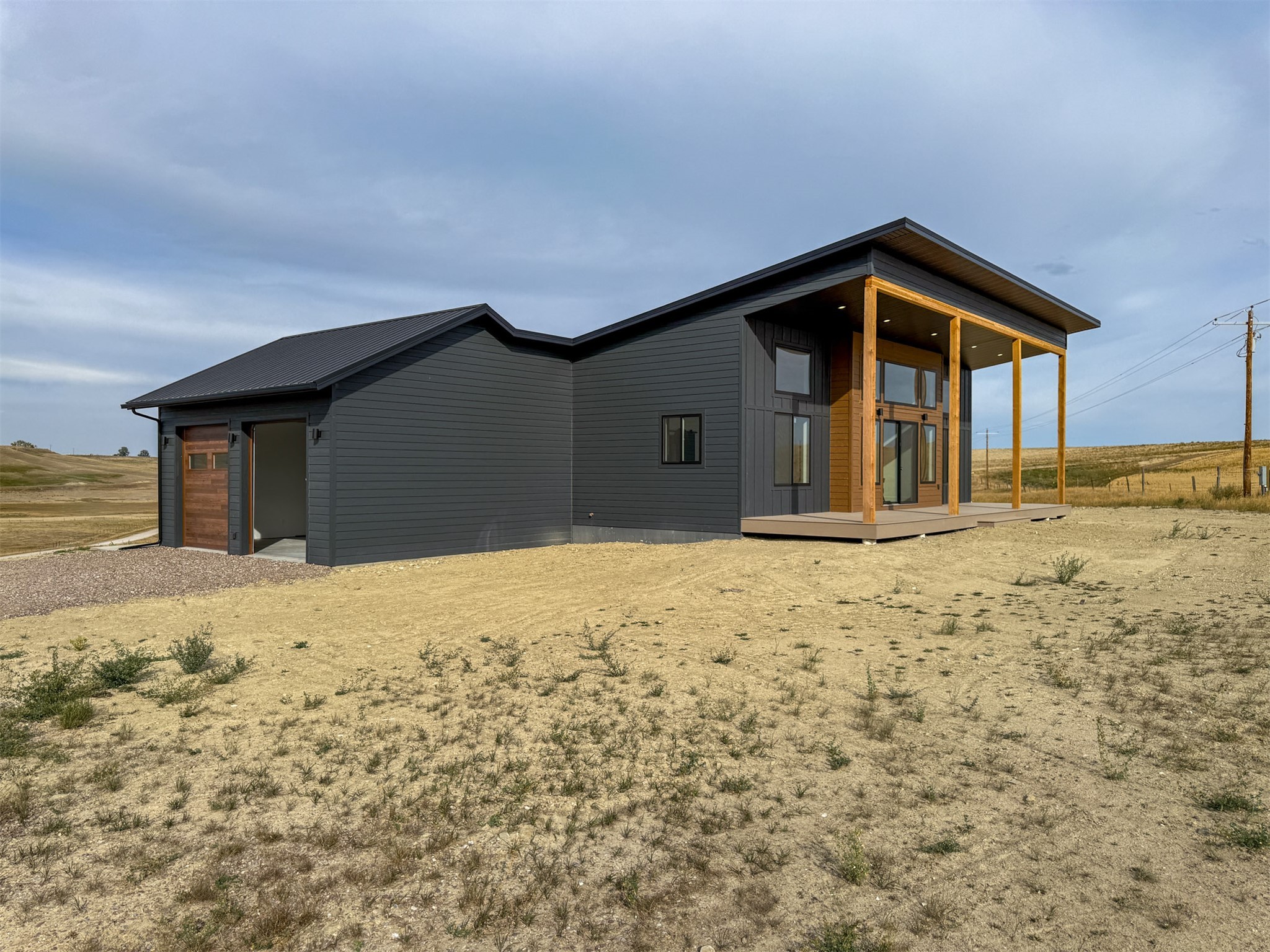 406 2nd Road SW
