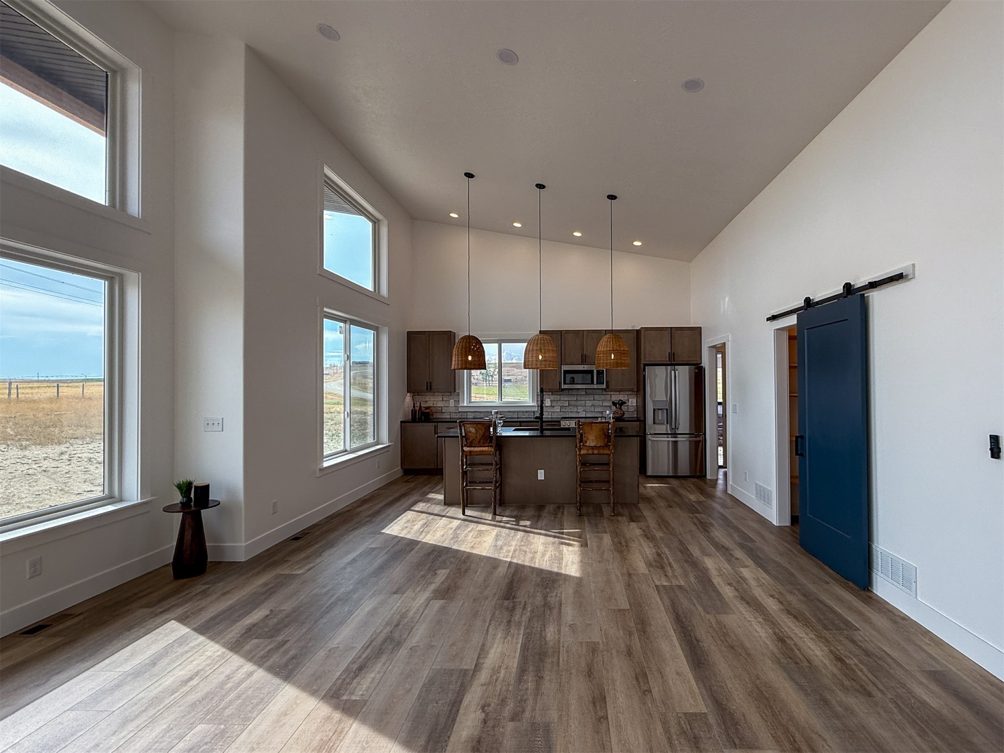 406 2nd Road SW