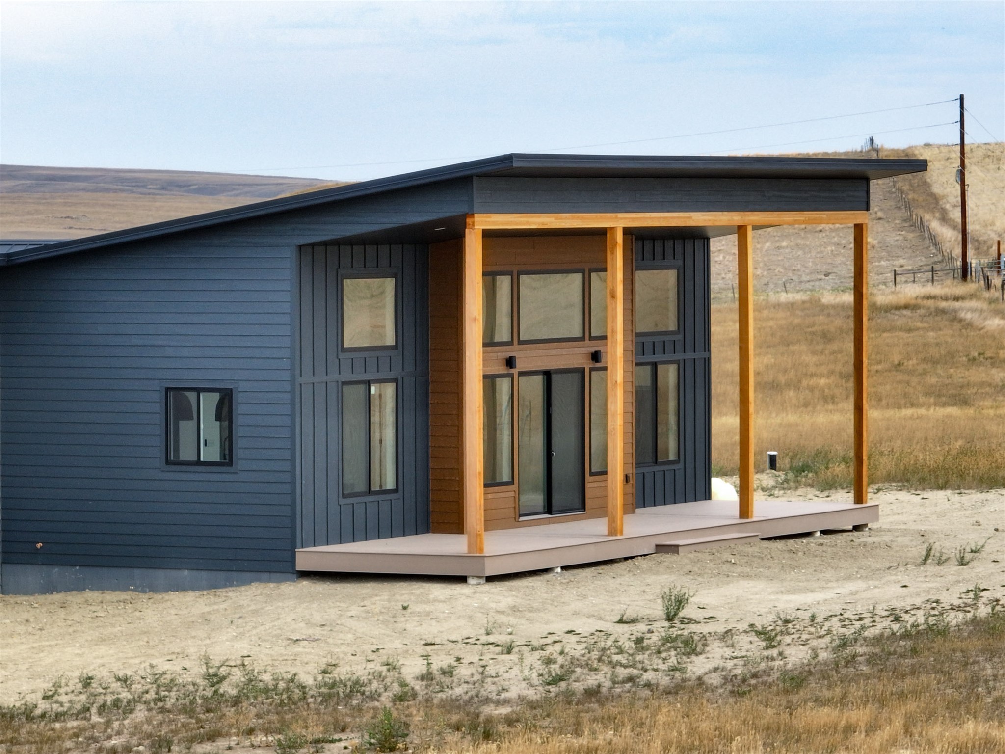 406 2nd Road SW