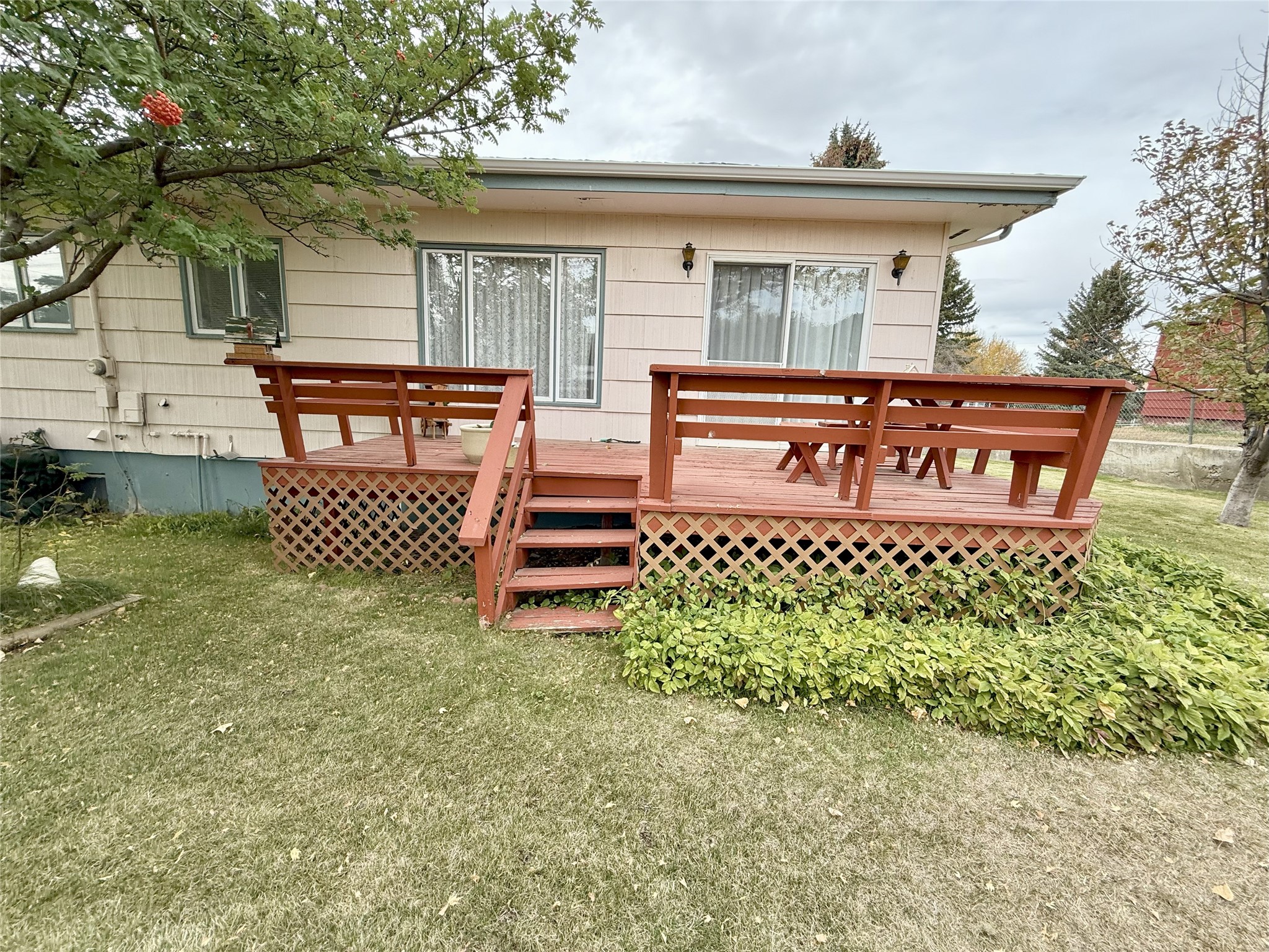 233 4th Avenue SW