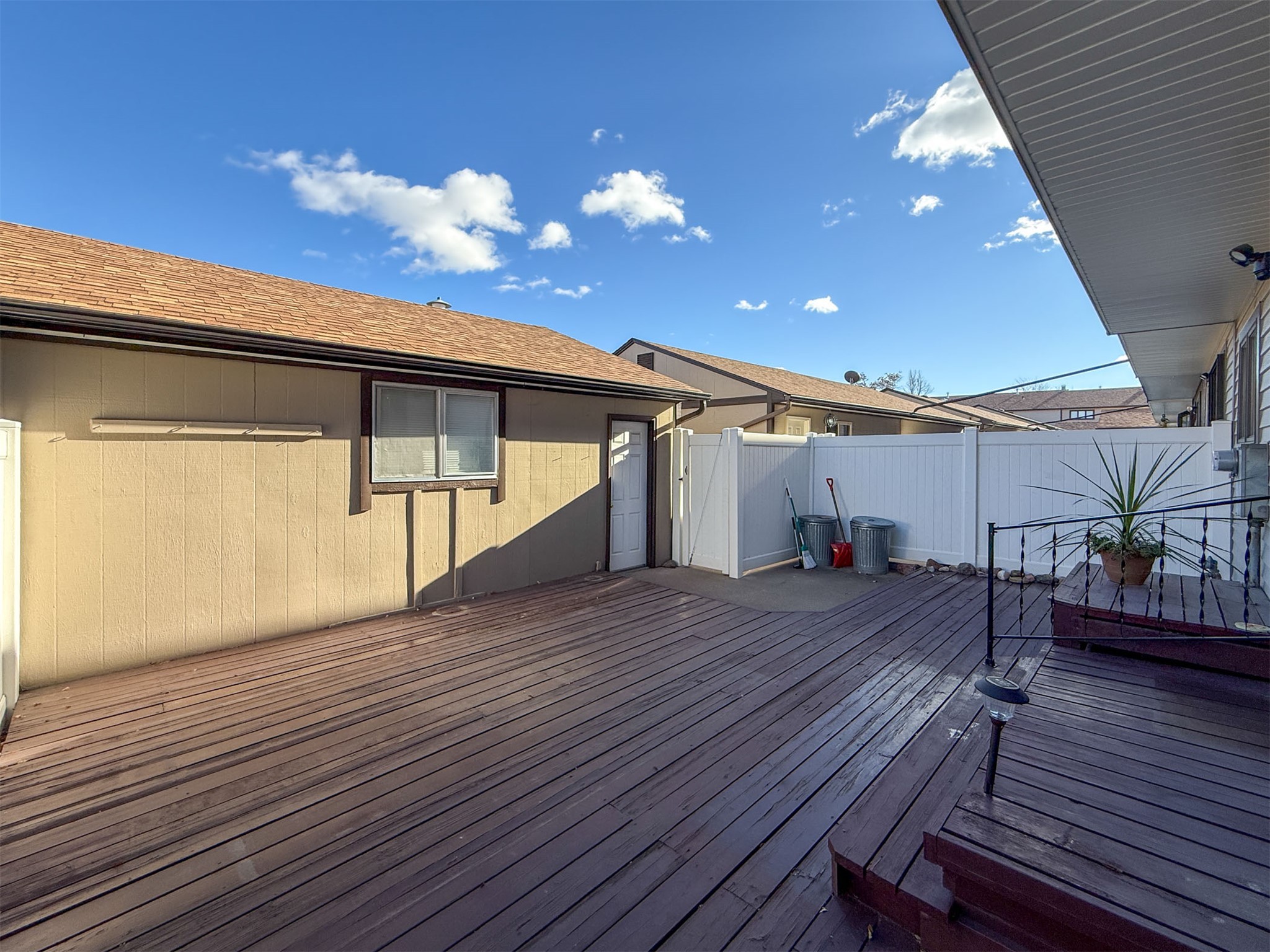 1200 32nd Street S 22