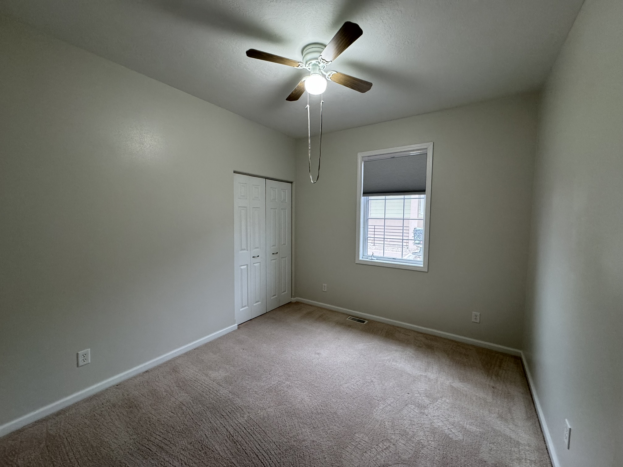 952 Valley View Drive