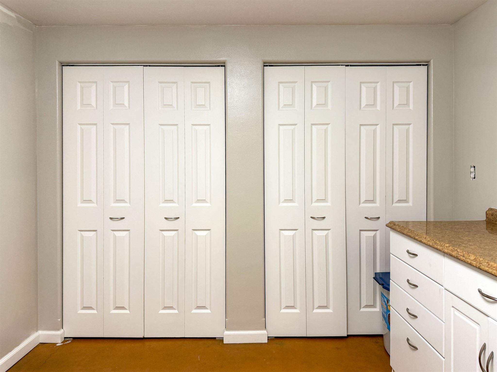 952 Valley View Drive