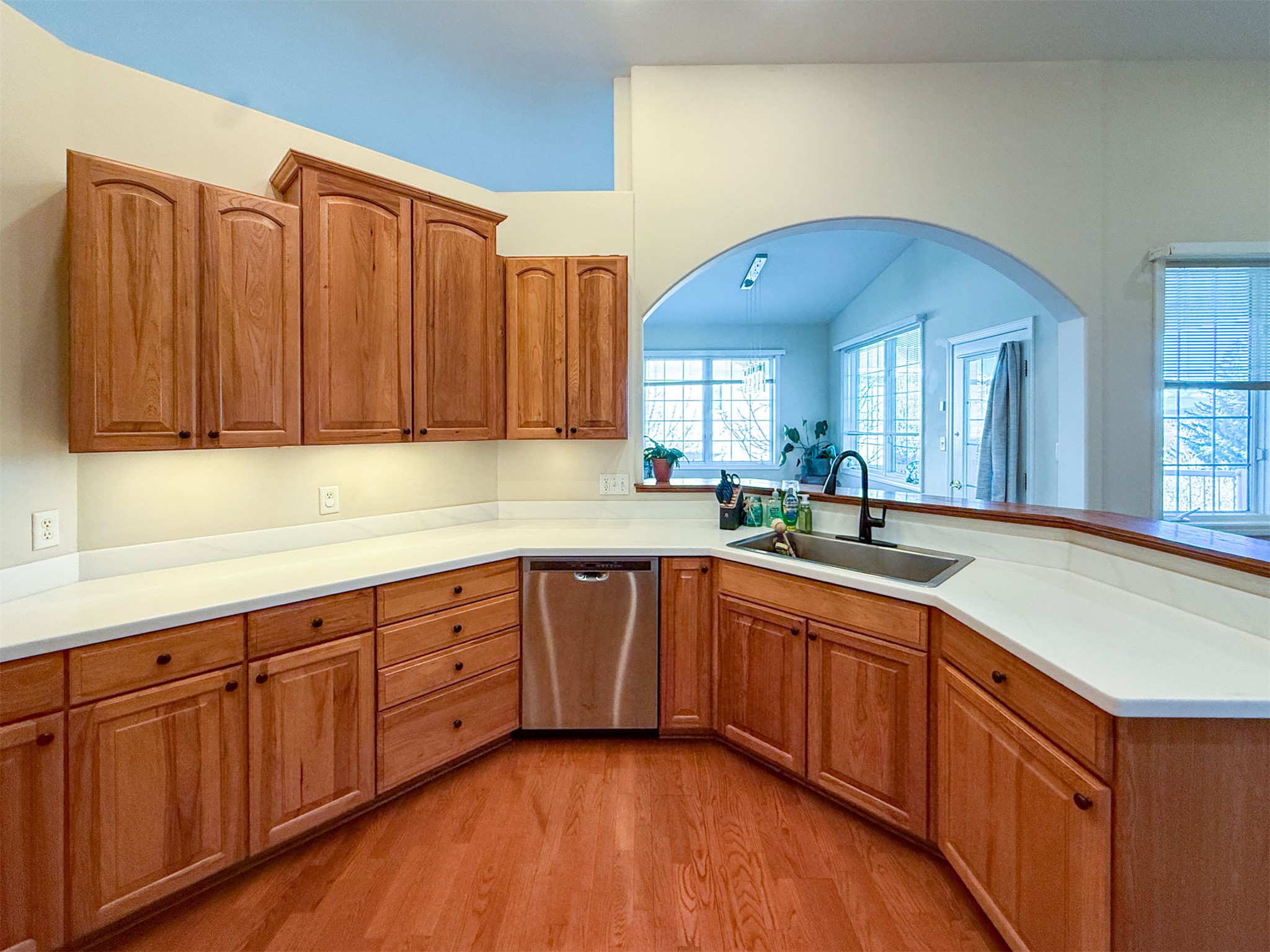 952 Valley View Drive