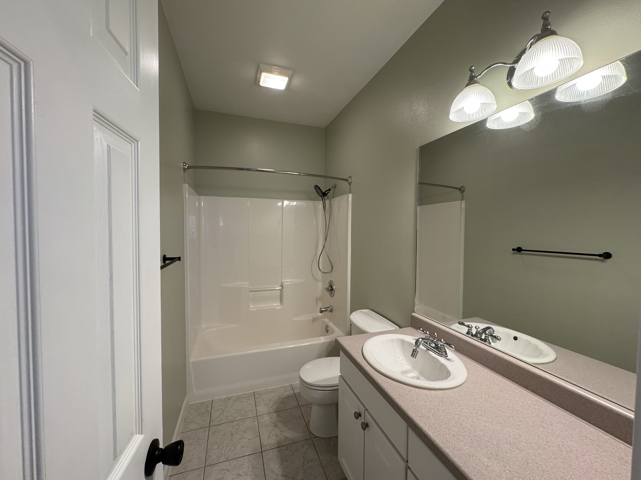 952 Valley View Drive