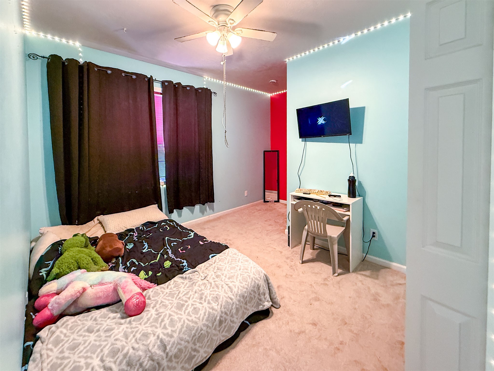 952 Valley View Drive