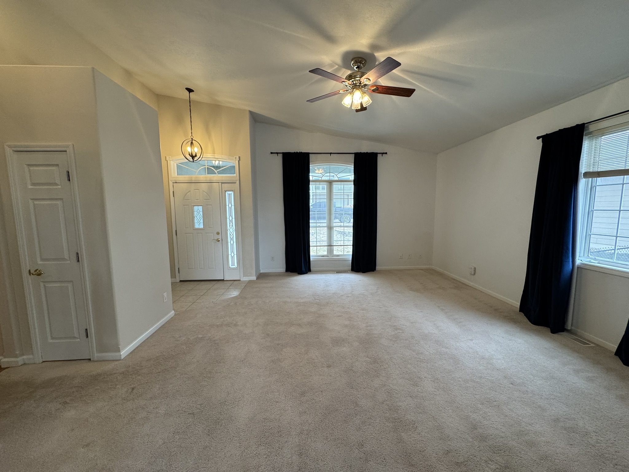 952 Valley View Drive