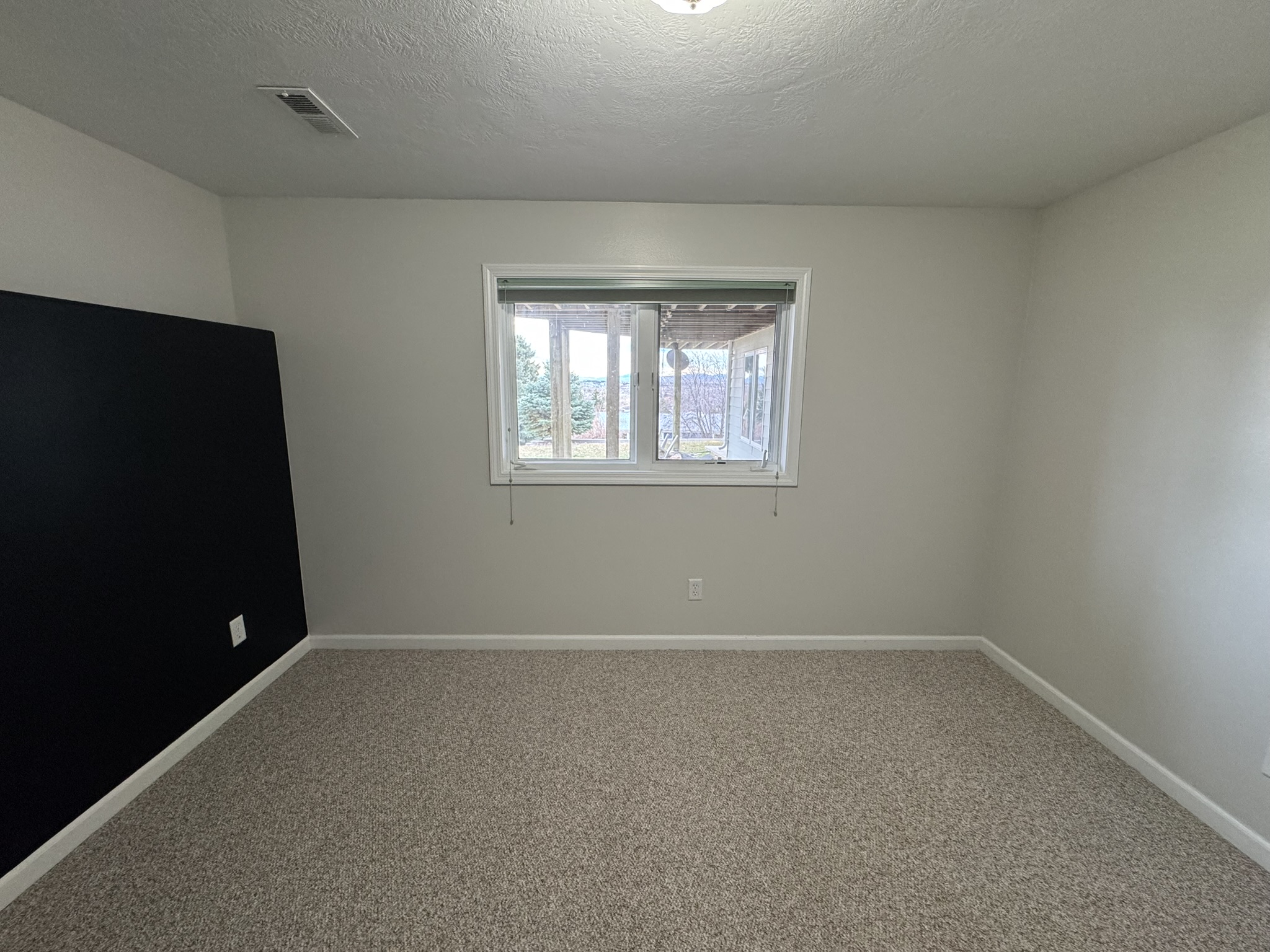 952 Valley View Drive