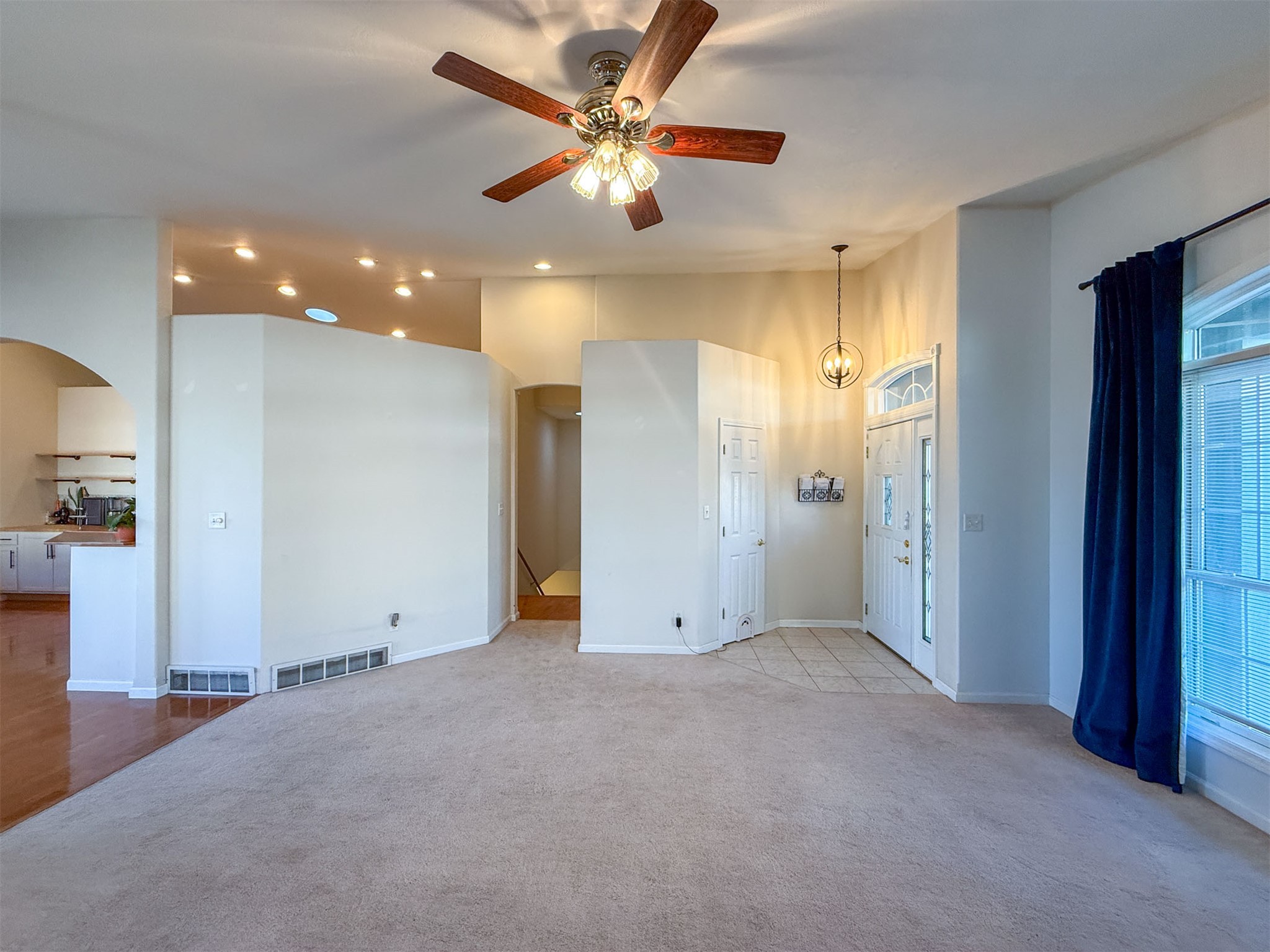 952 Valley View Drive