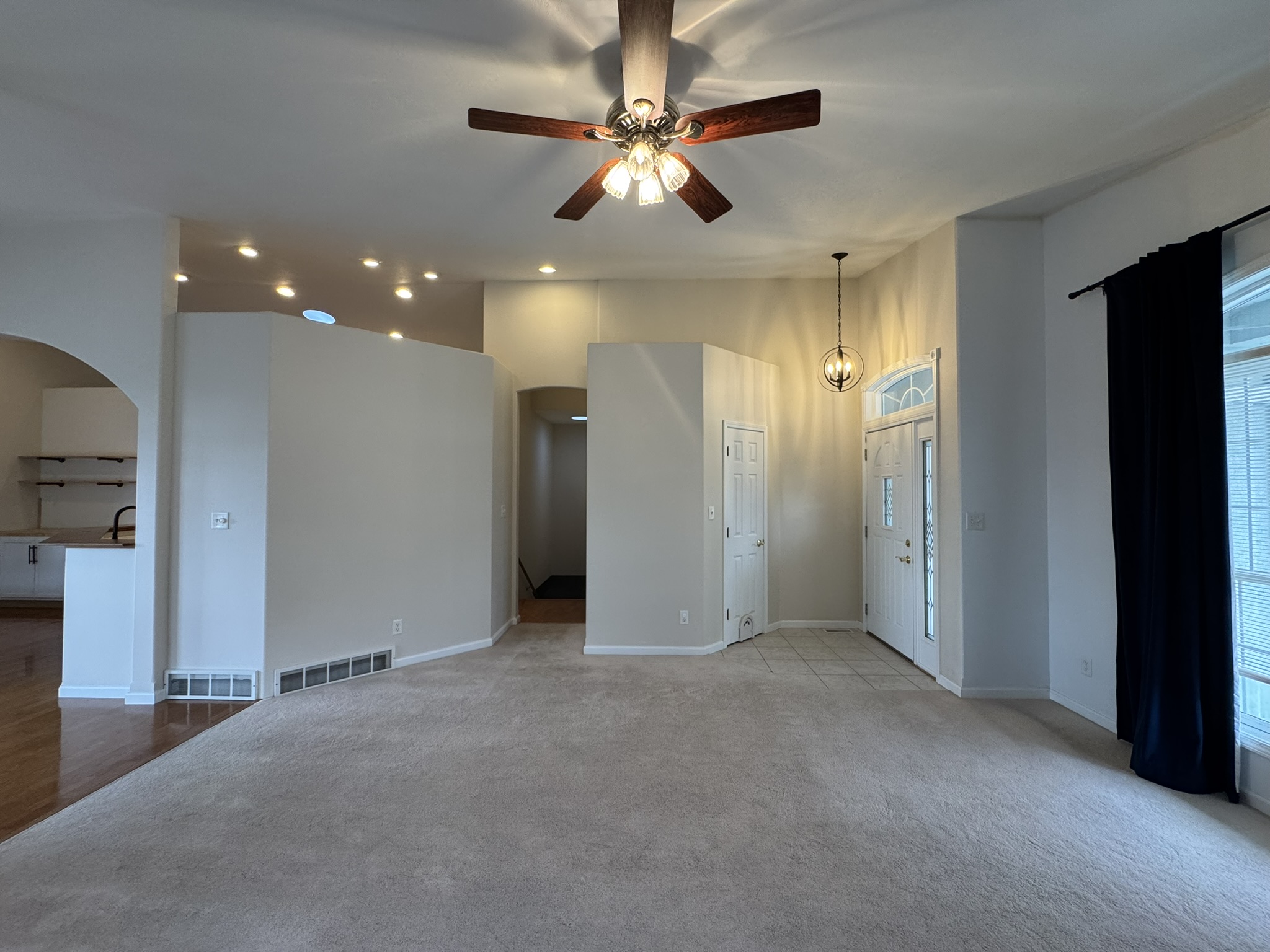 952 Valley View Drive