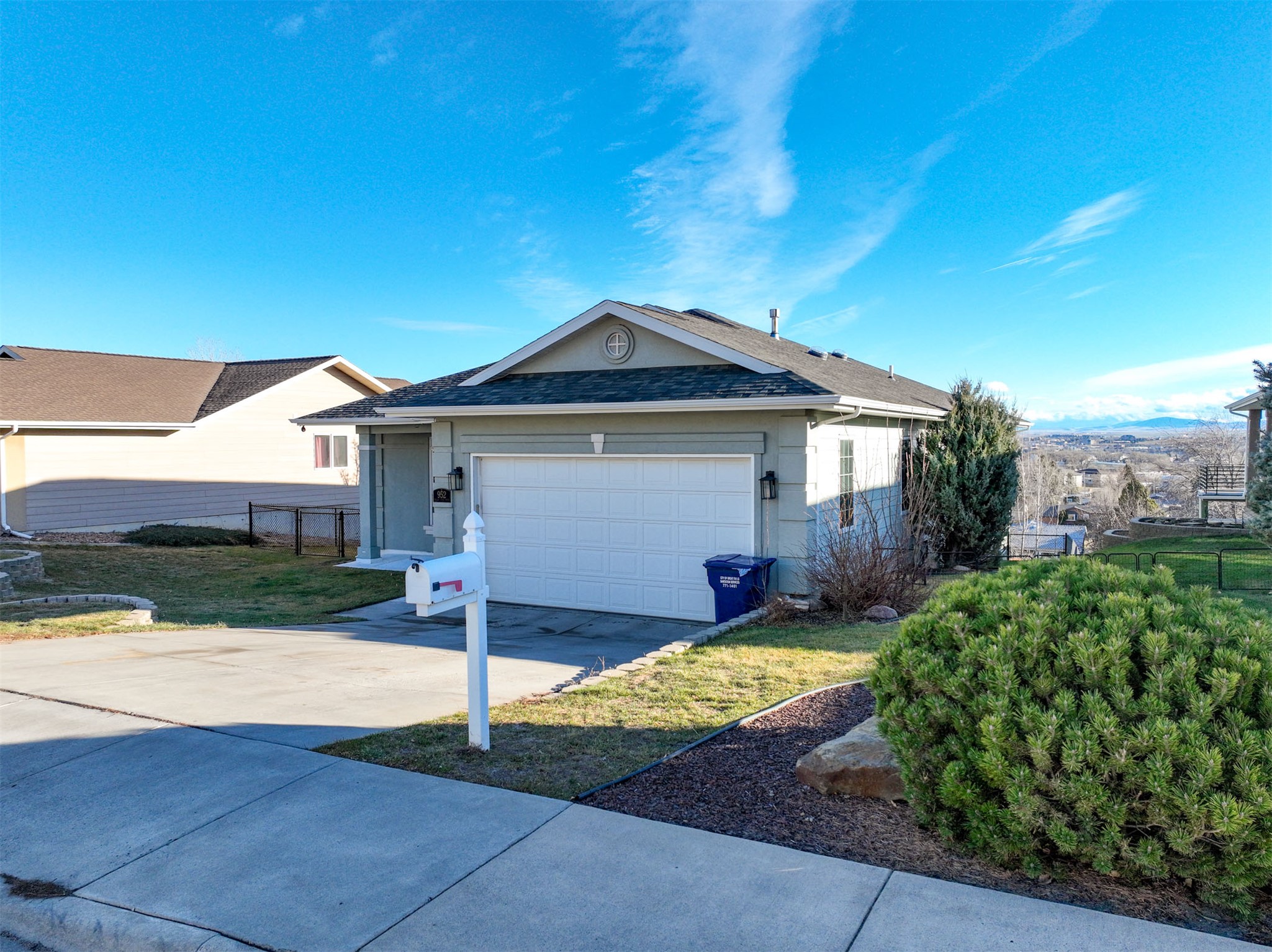 952 Valley View Drive