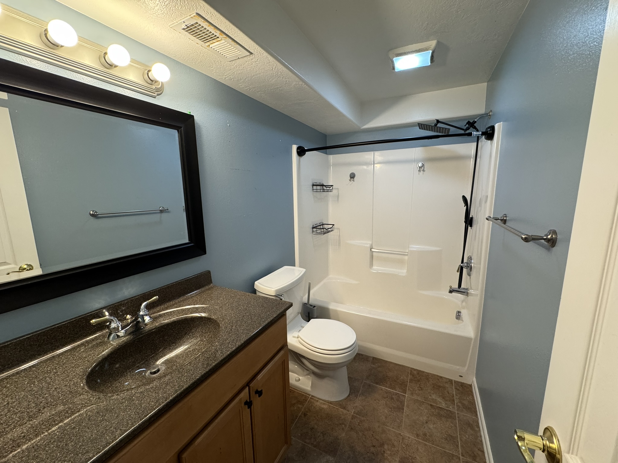 952 Valley View Drive