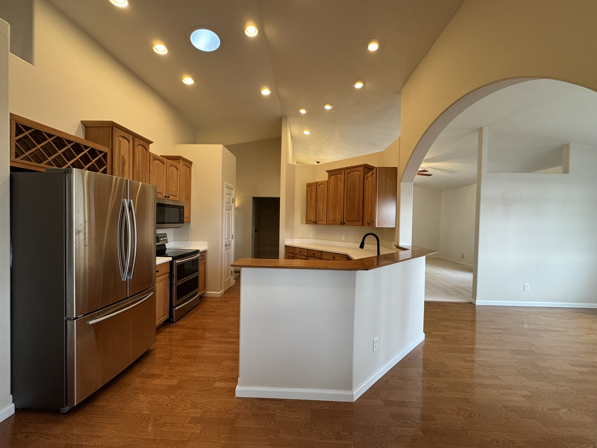 952 Valley View Drive