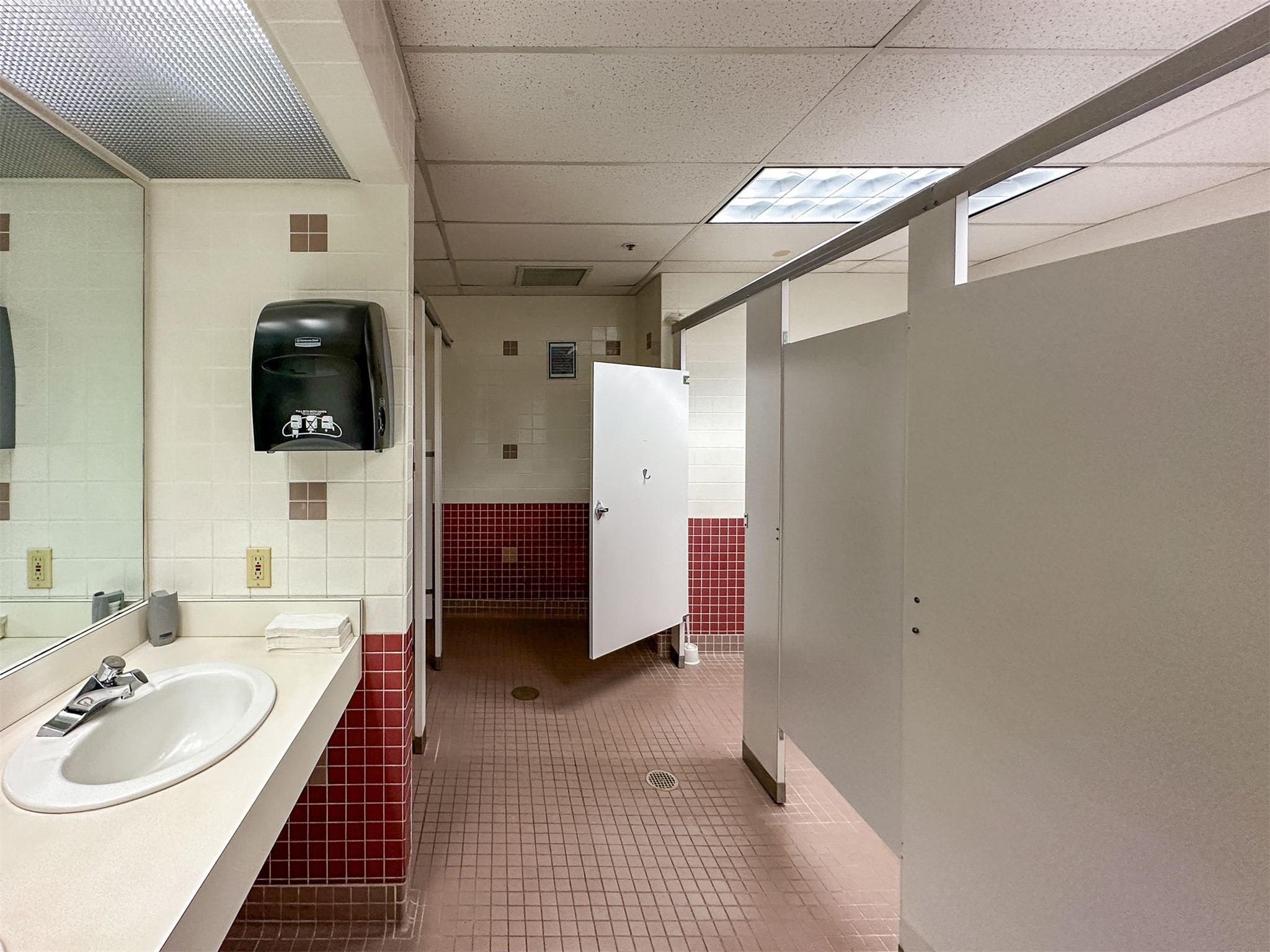 410 Central Avenue Area 2